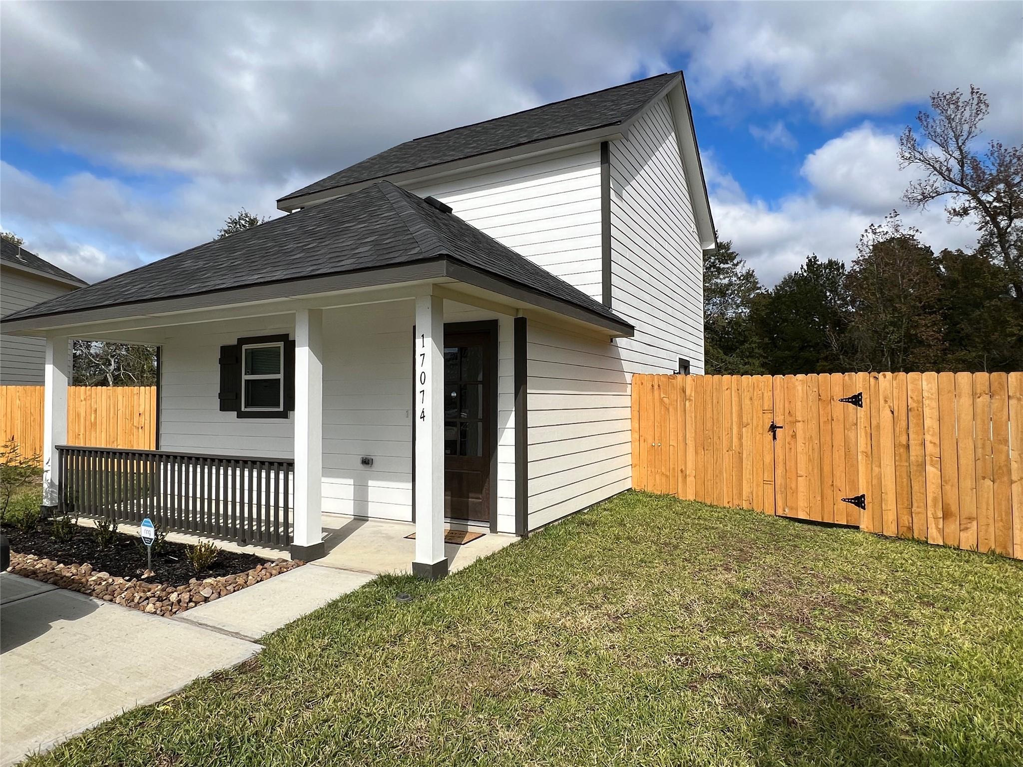 17074 Marie Village Drive — photo