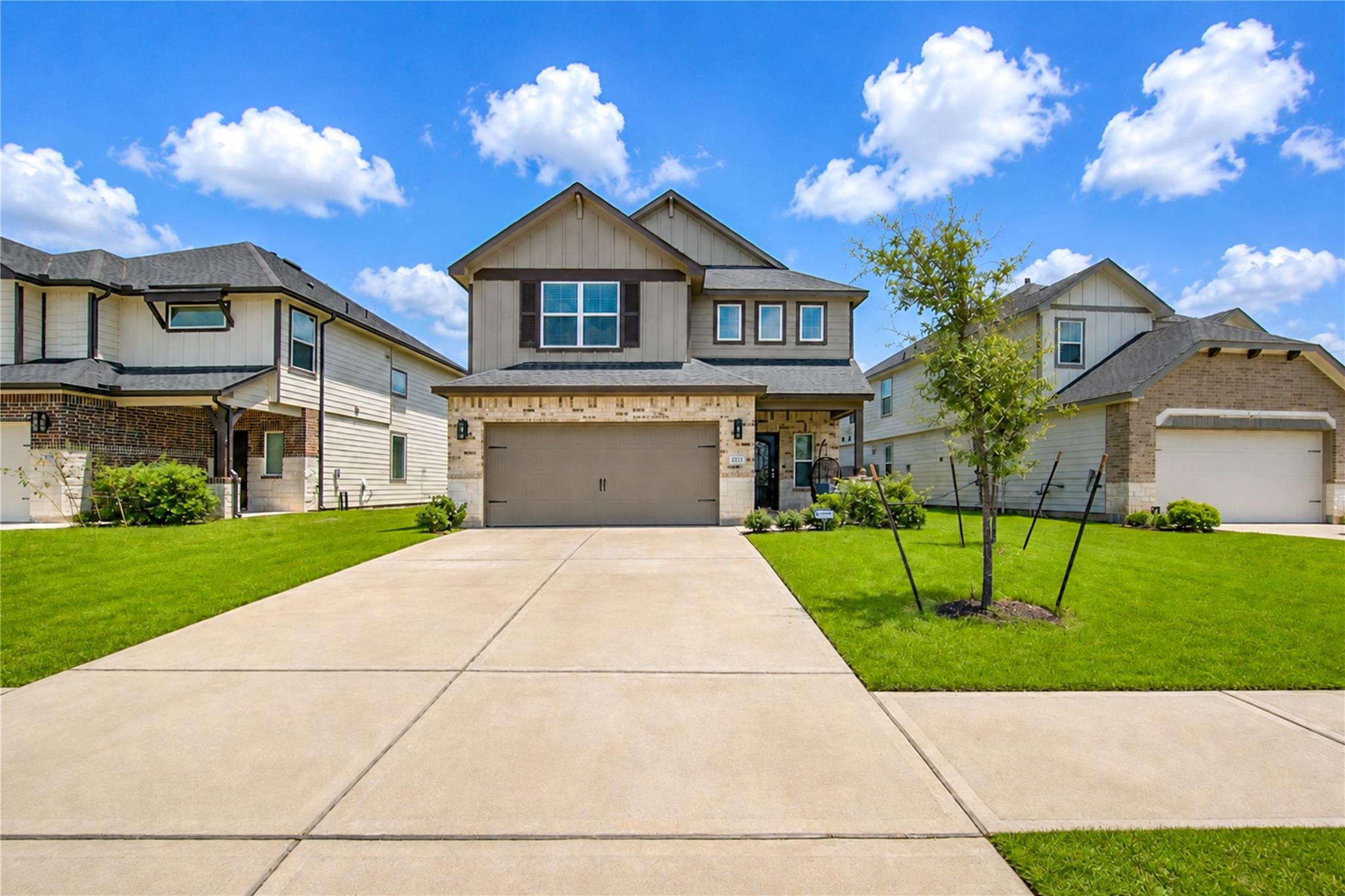 2223 Emerald Diamond Court — photo