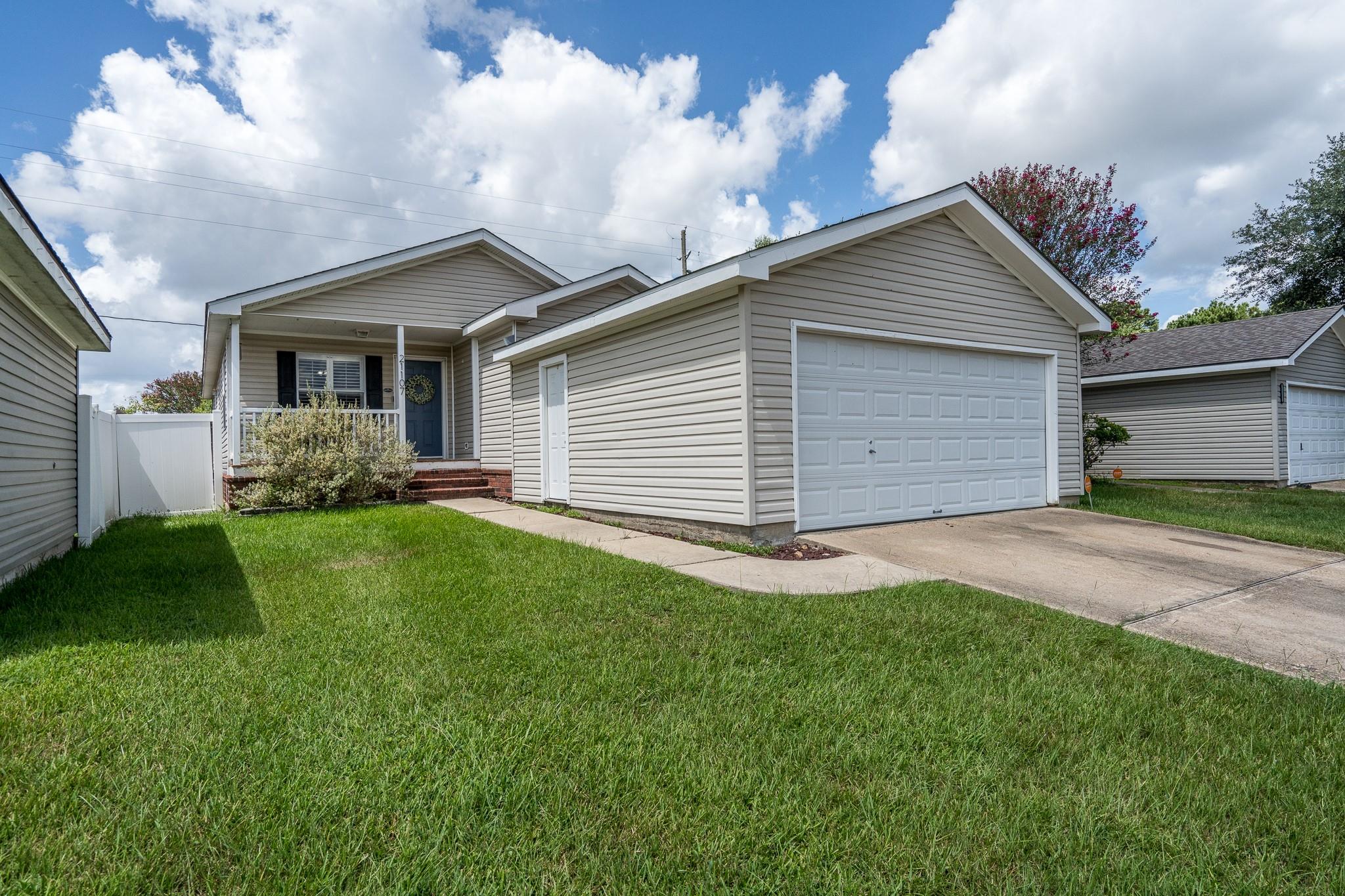 21107 Sweet Blossom Lane — photo