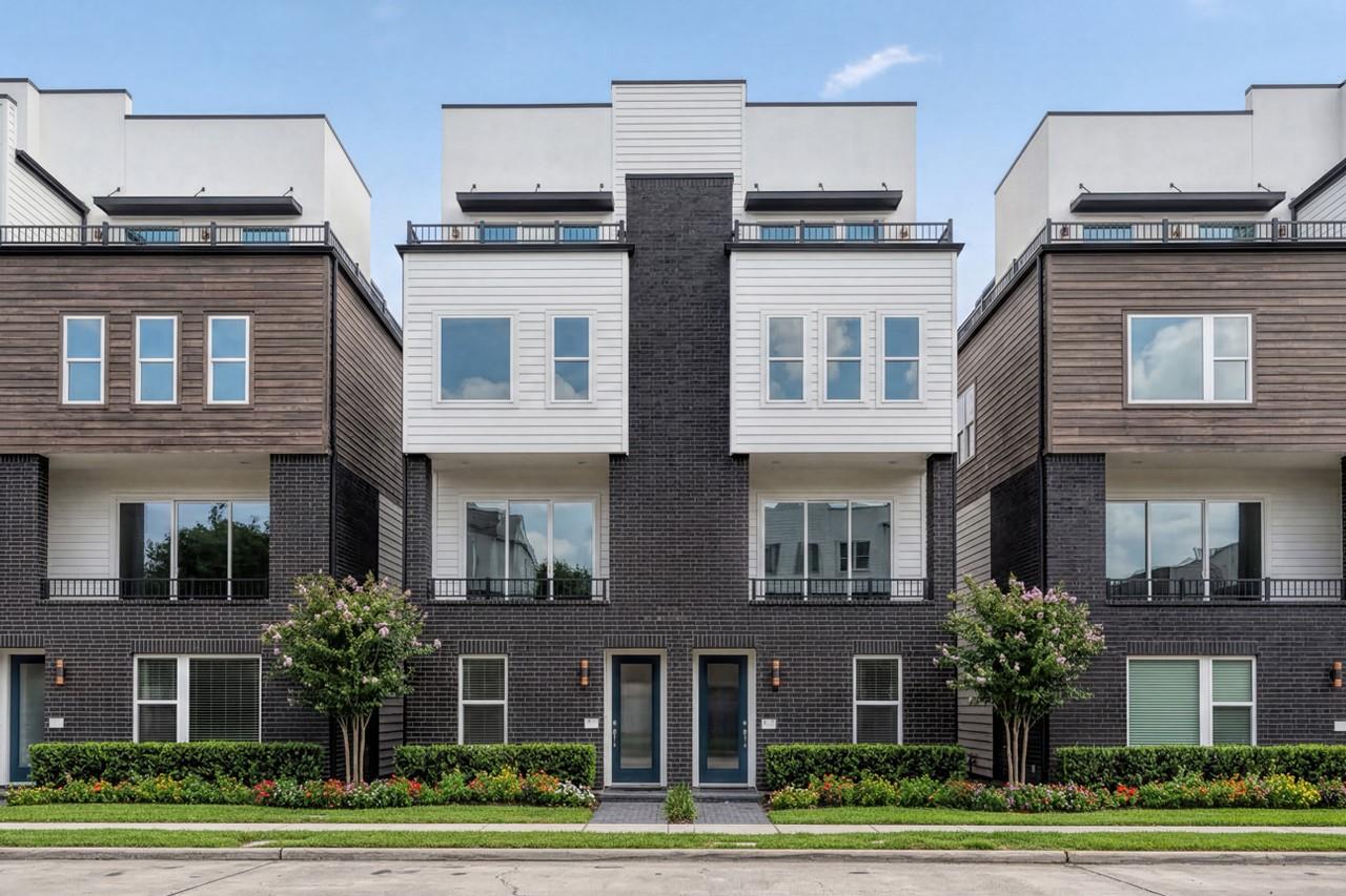 3 N Saint Charles Street #C — photo