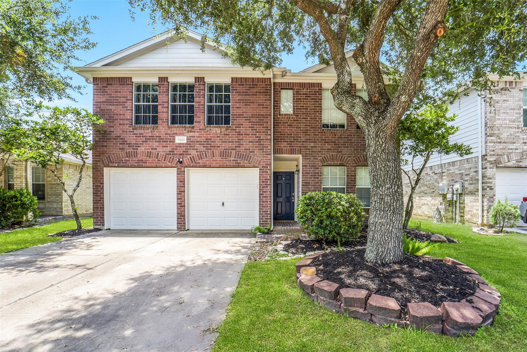 21203 Somerset Park Lane — photo