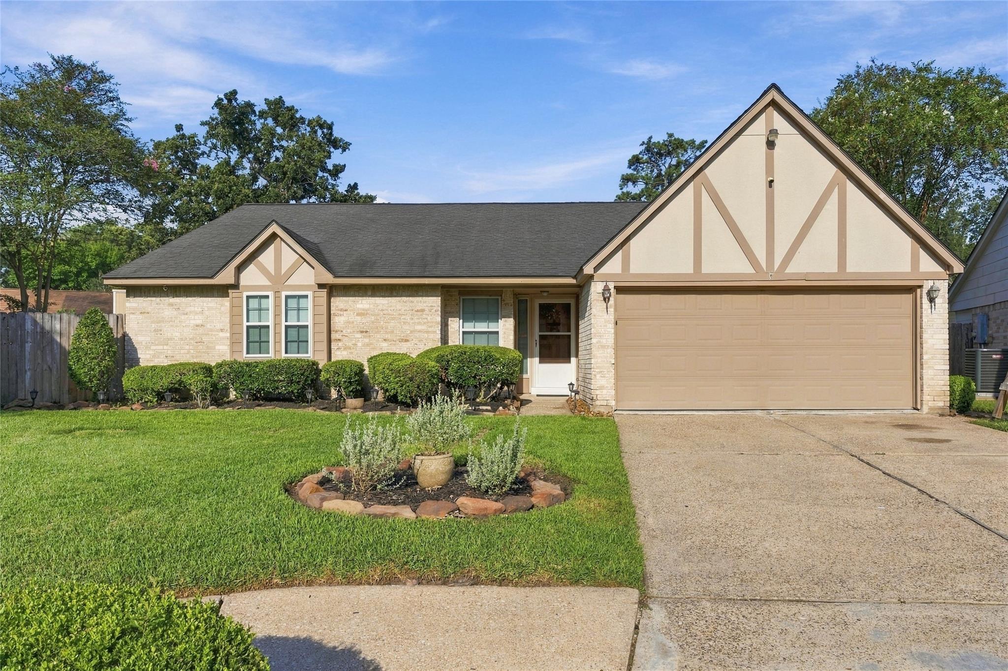 18707 Flax Bourton Close — photo