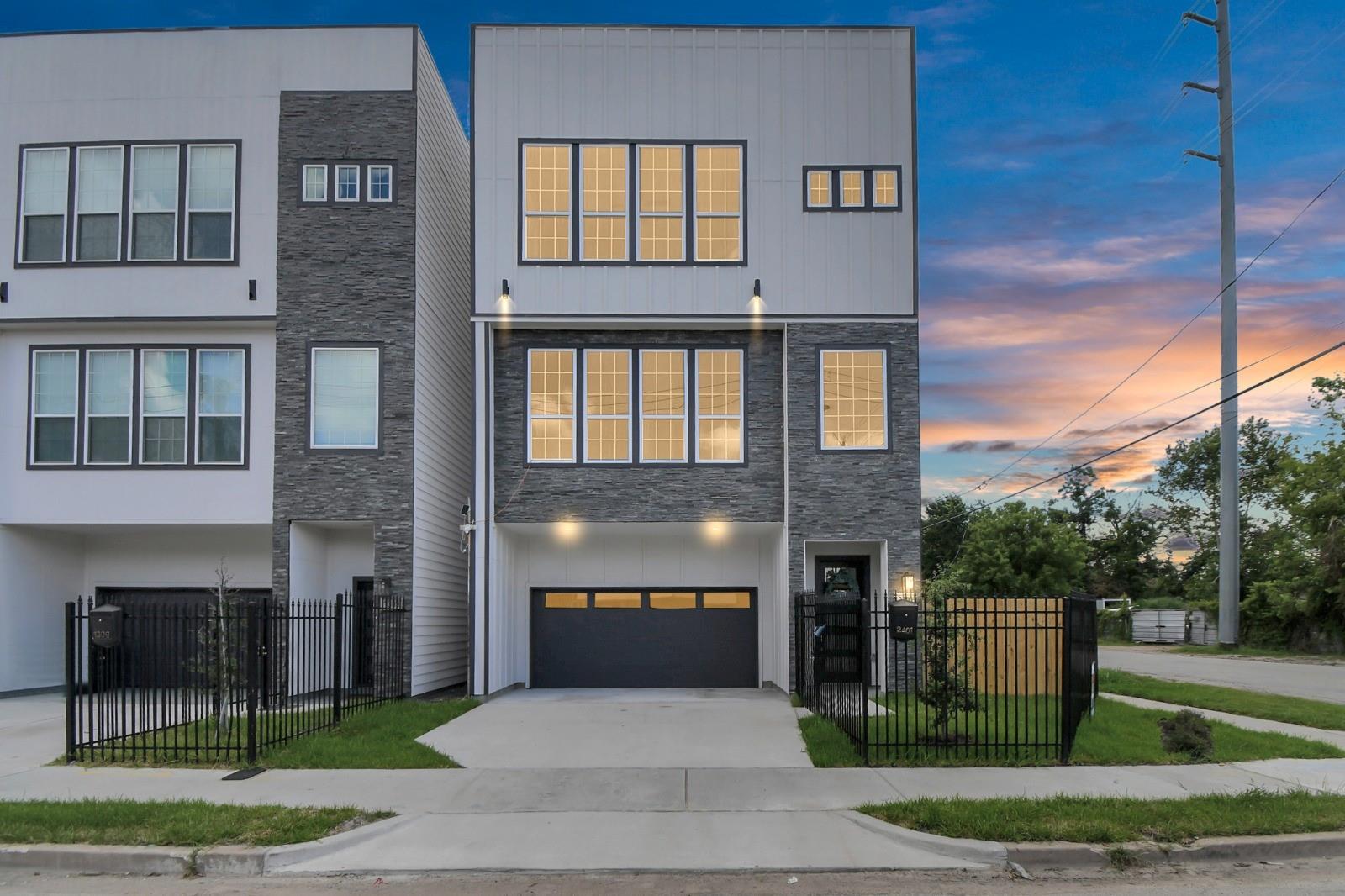 2401 Chapman Street — photo