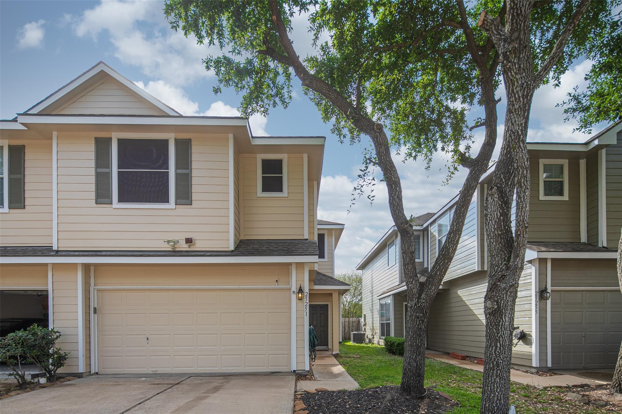 25251 Boulder Bend Lane — photo