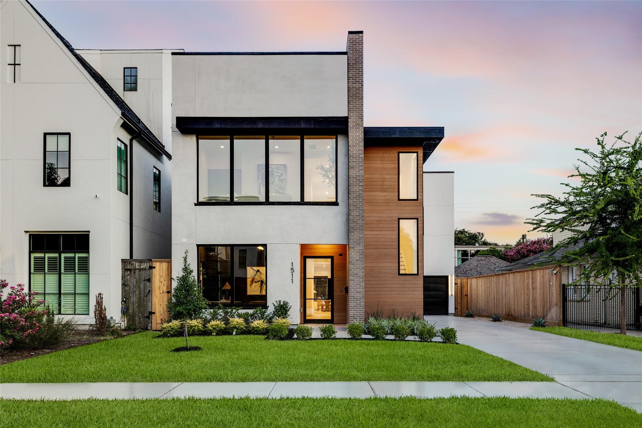 1511 Kipling Street — photo
