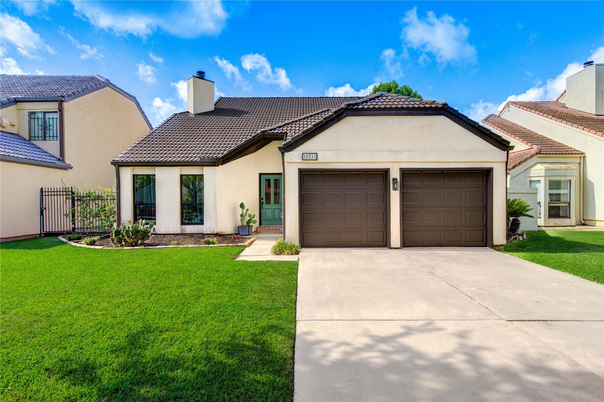12311 Brighton Lane — photo