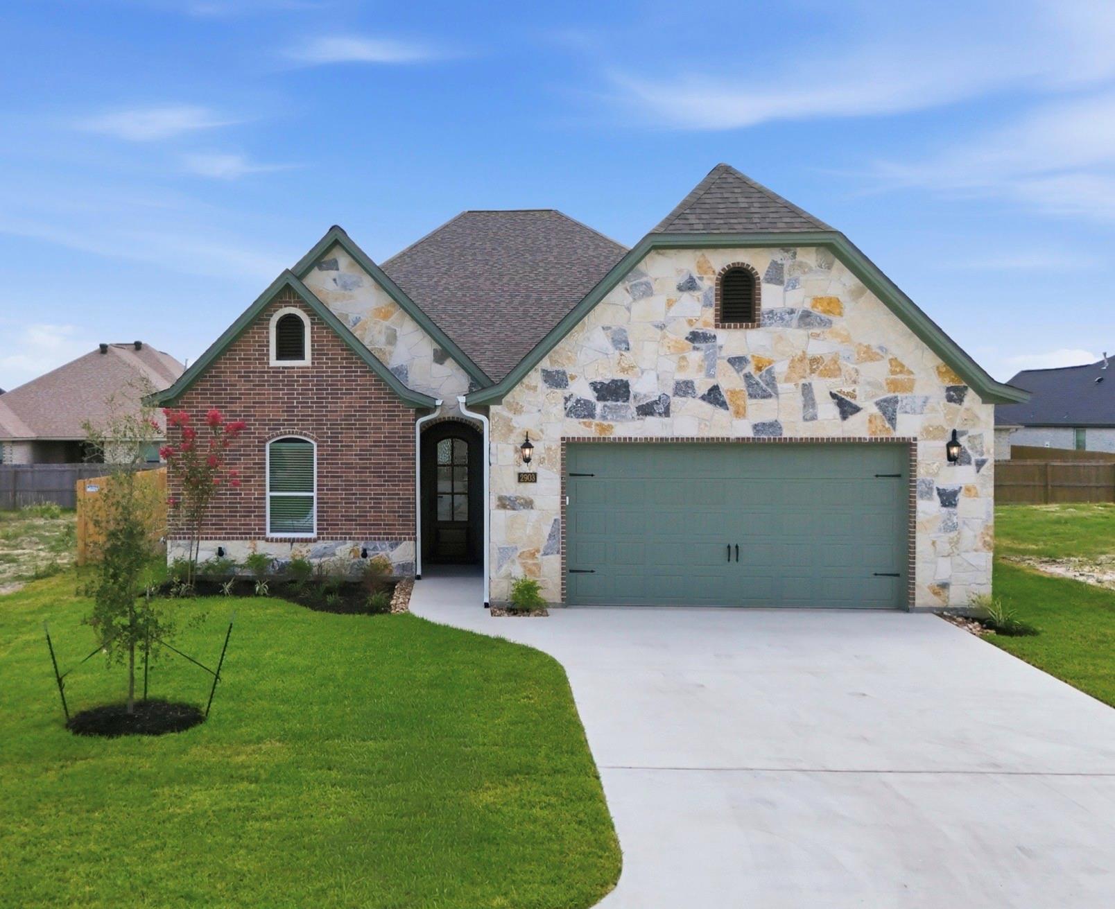 2903 Orion Ct — photo