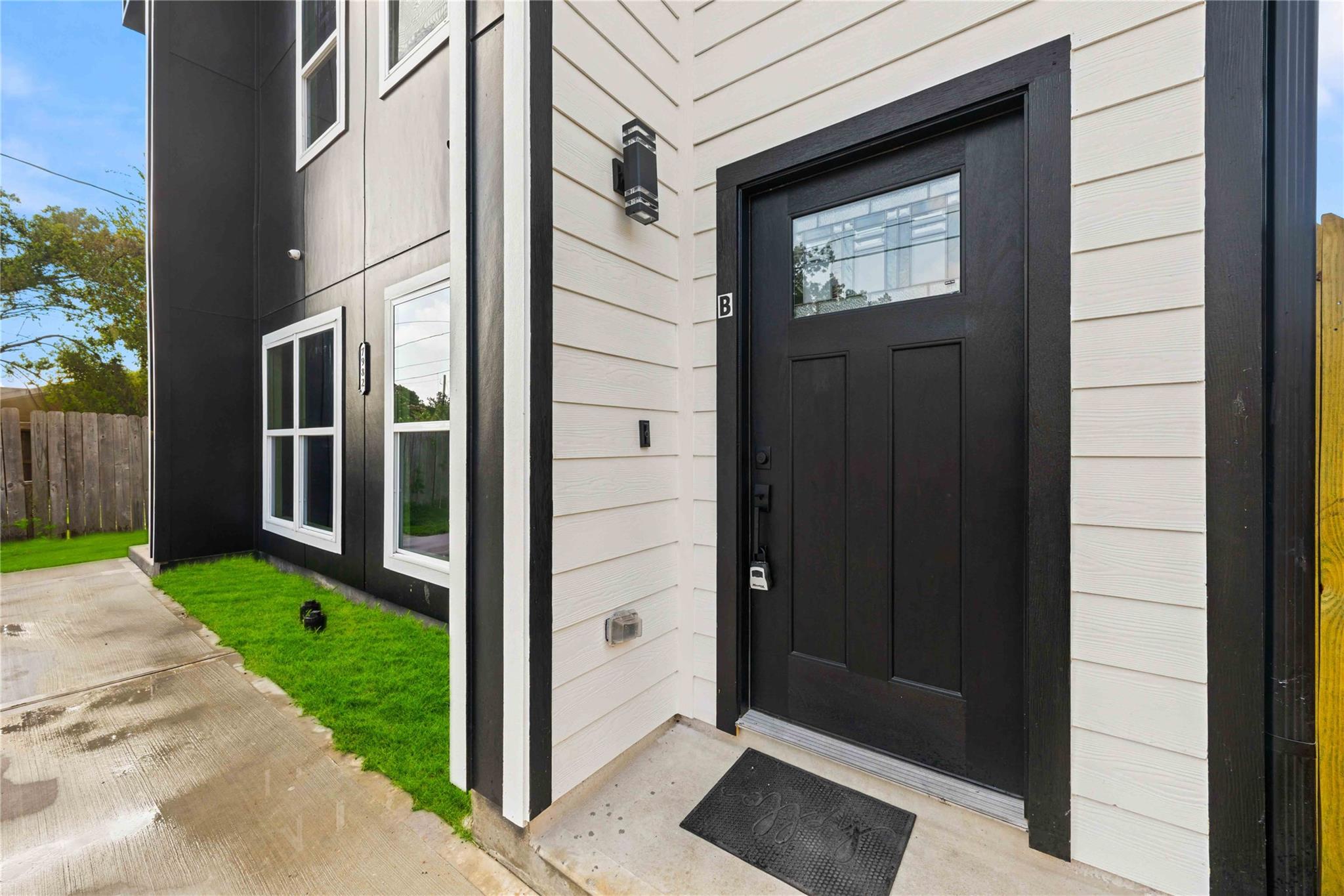 7982 Ritz Street, Houston, TX 77028 — photo 2