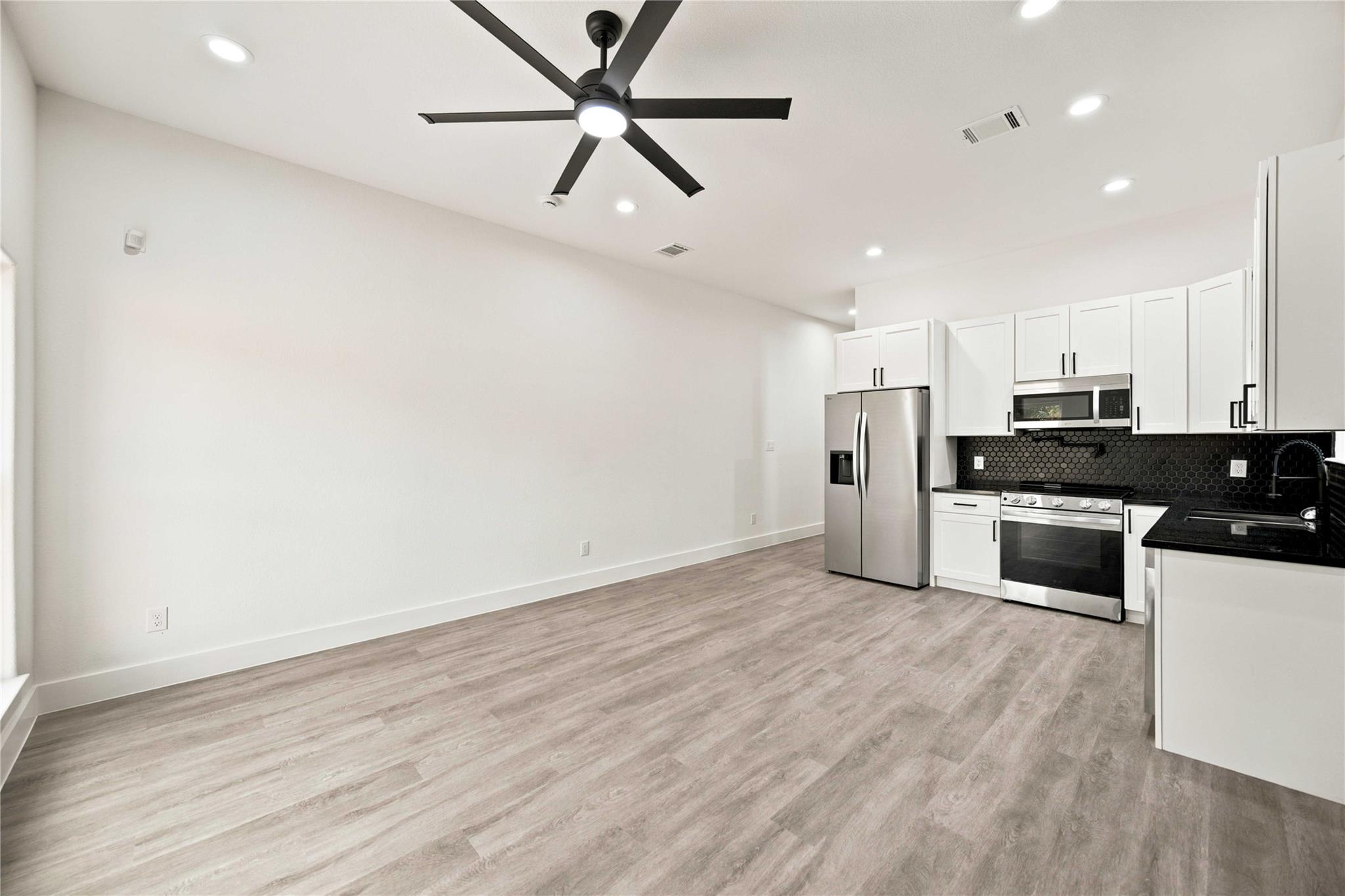 7982 Ritz Street, Houston, TX 77028 — photo 3
