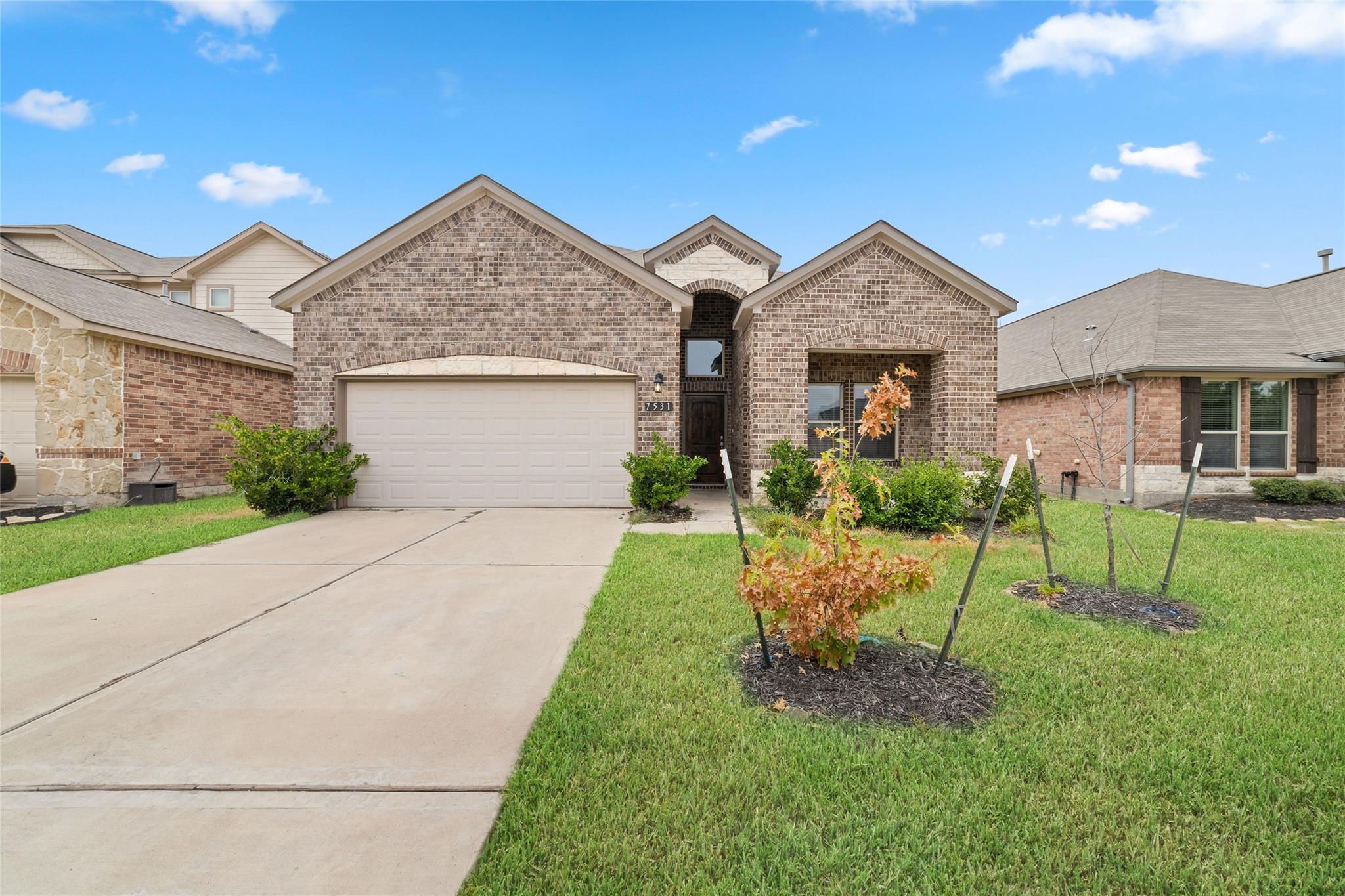 7531 Cypress Pin Oak Drive — photo