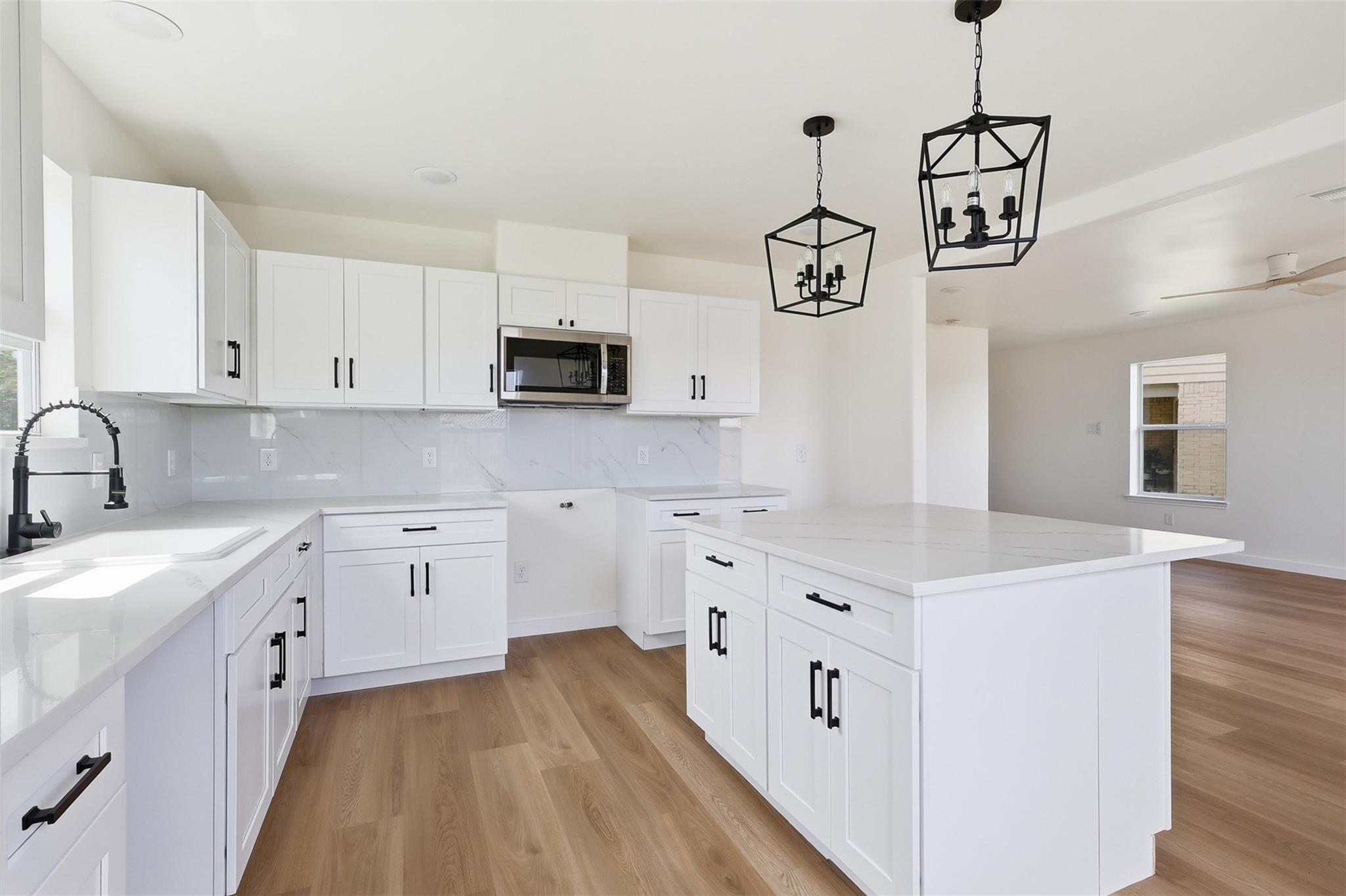 915 Redcrest Springs Court — photo