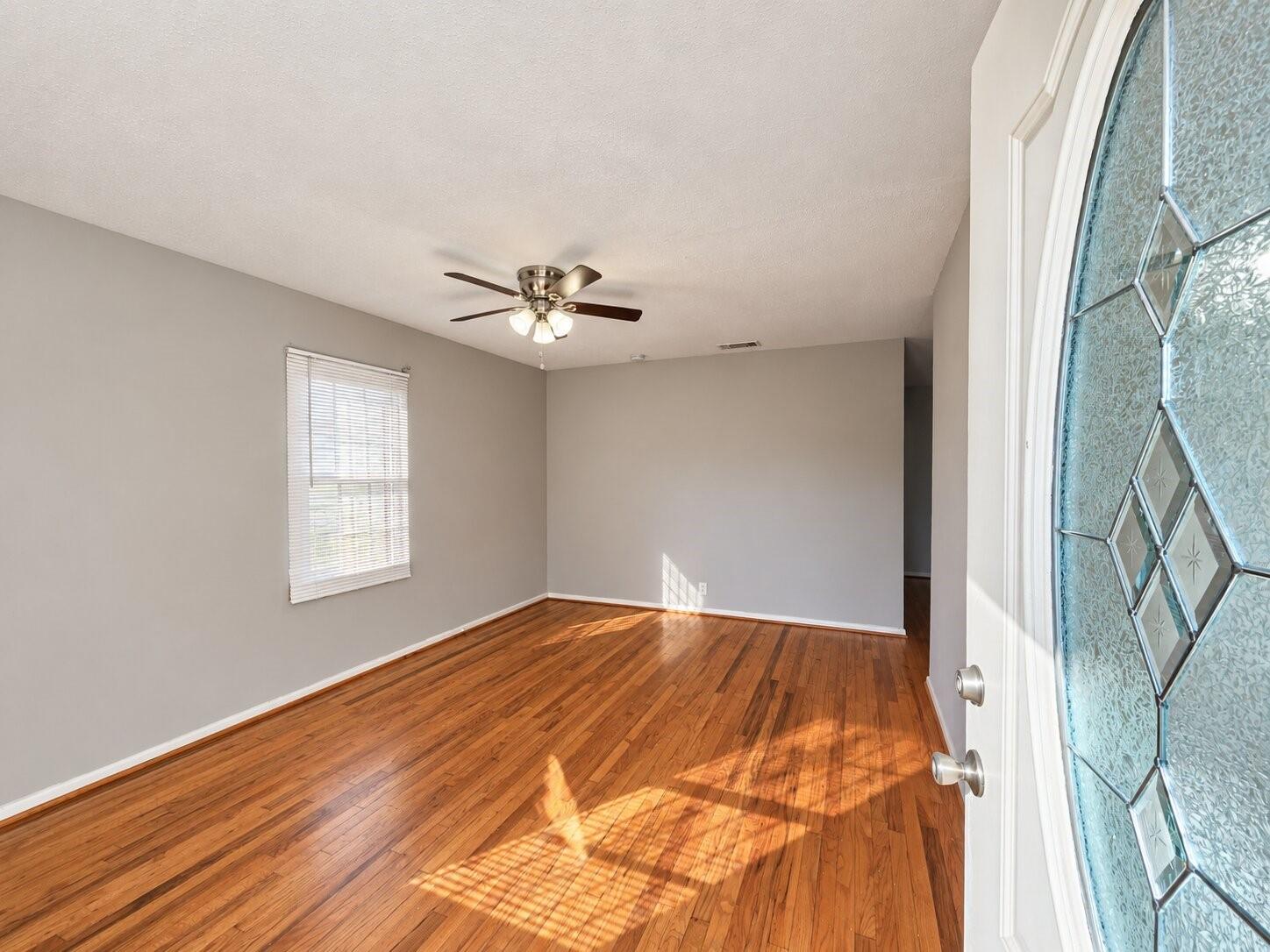 7937 Oak Knoll Lane — photo