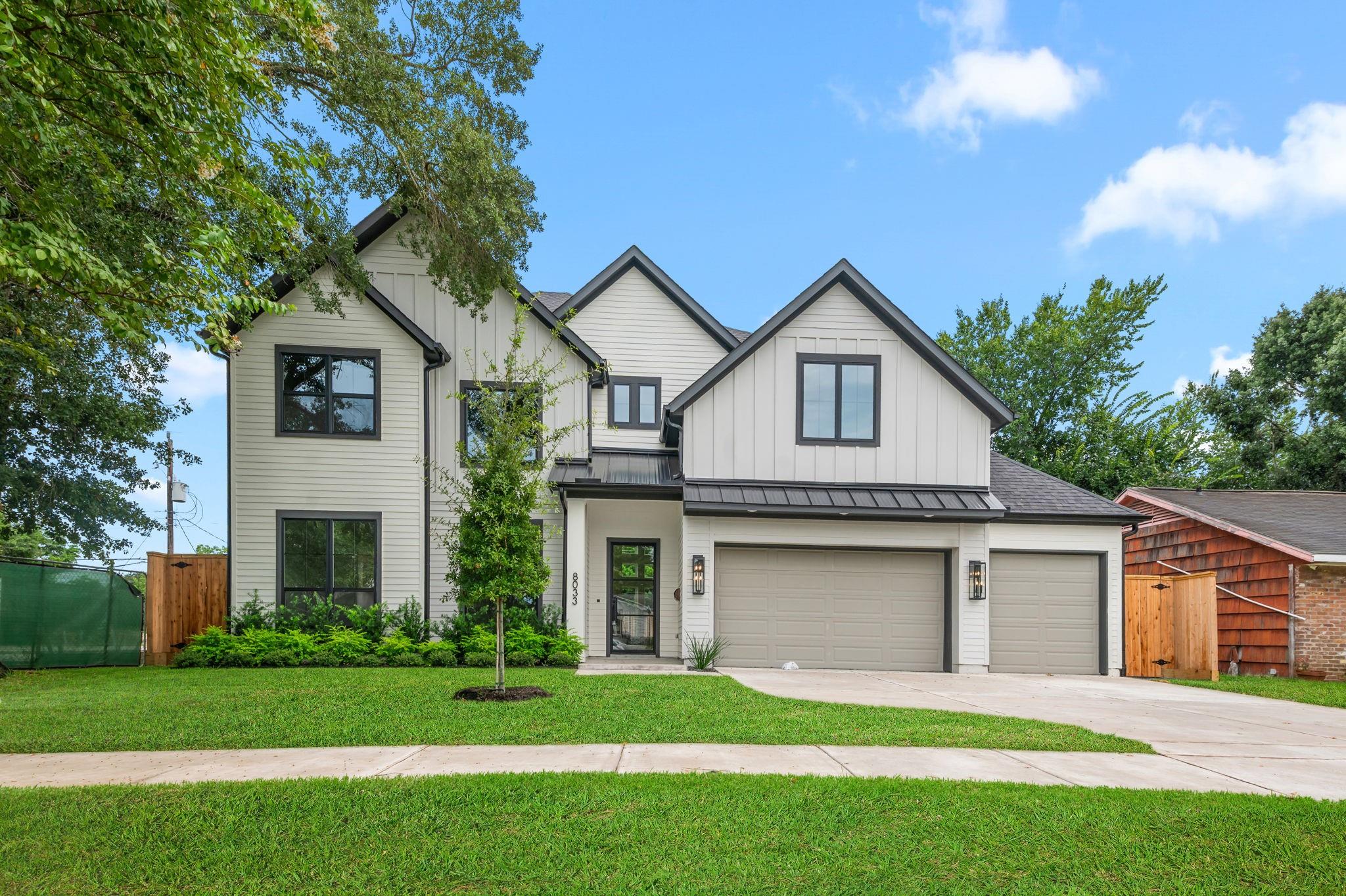 8033 Ridgeview Drive, Houston, TX 77055