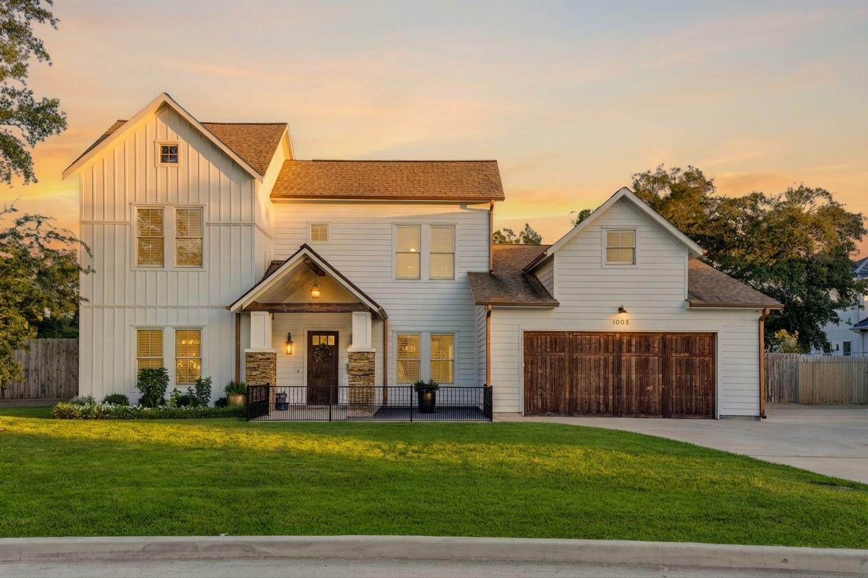 1003 Wakefield Drive — photo