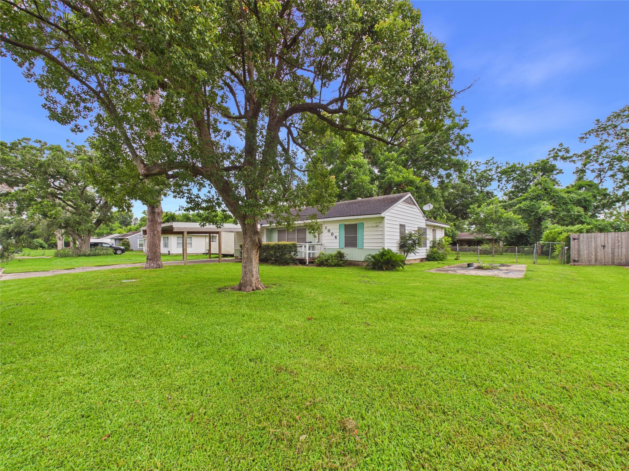 1006 Mac Drive, Sweeny, TX 77480 — photo 2