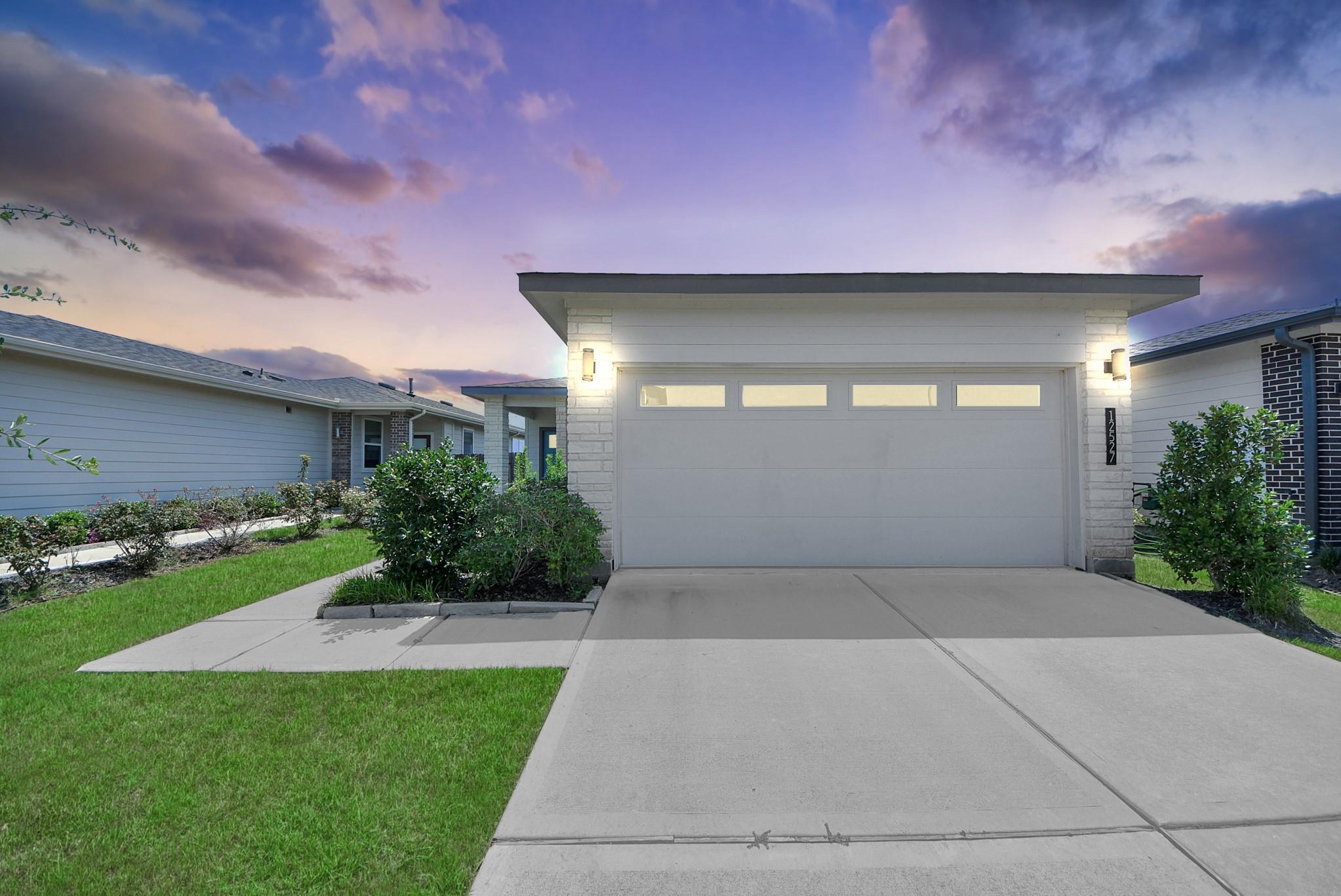 12527 Colchester Creek Court — photo