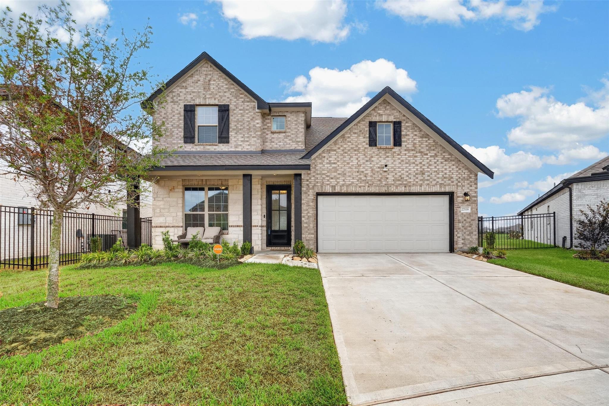 27539 Aster Green — photo