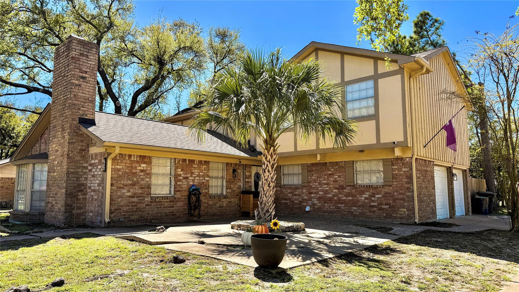 7531 Antoine Drive — photo