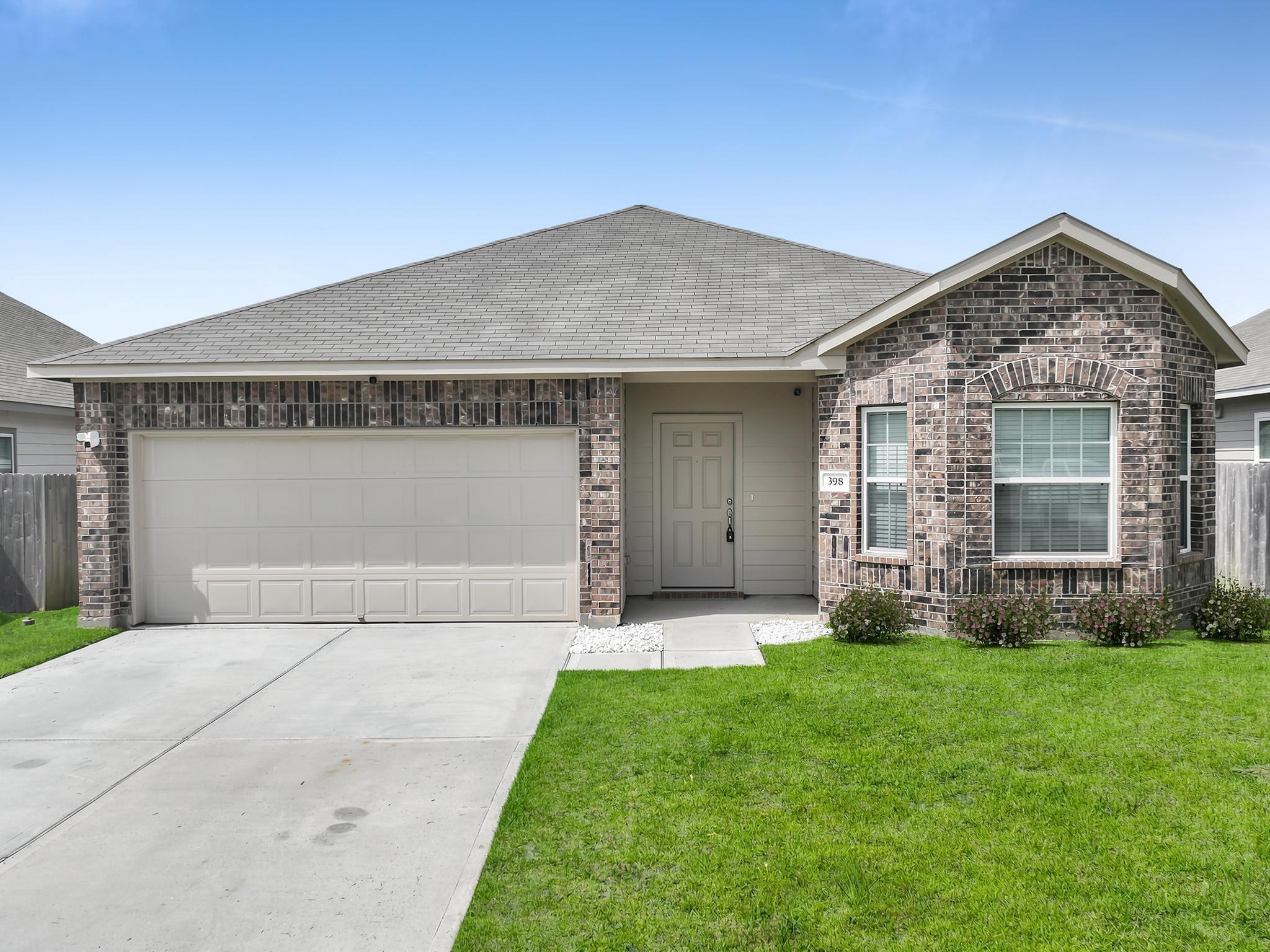 398 Shoreview Drive — photo