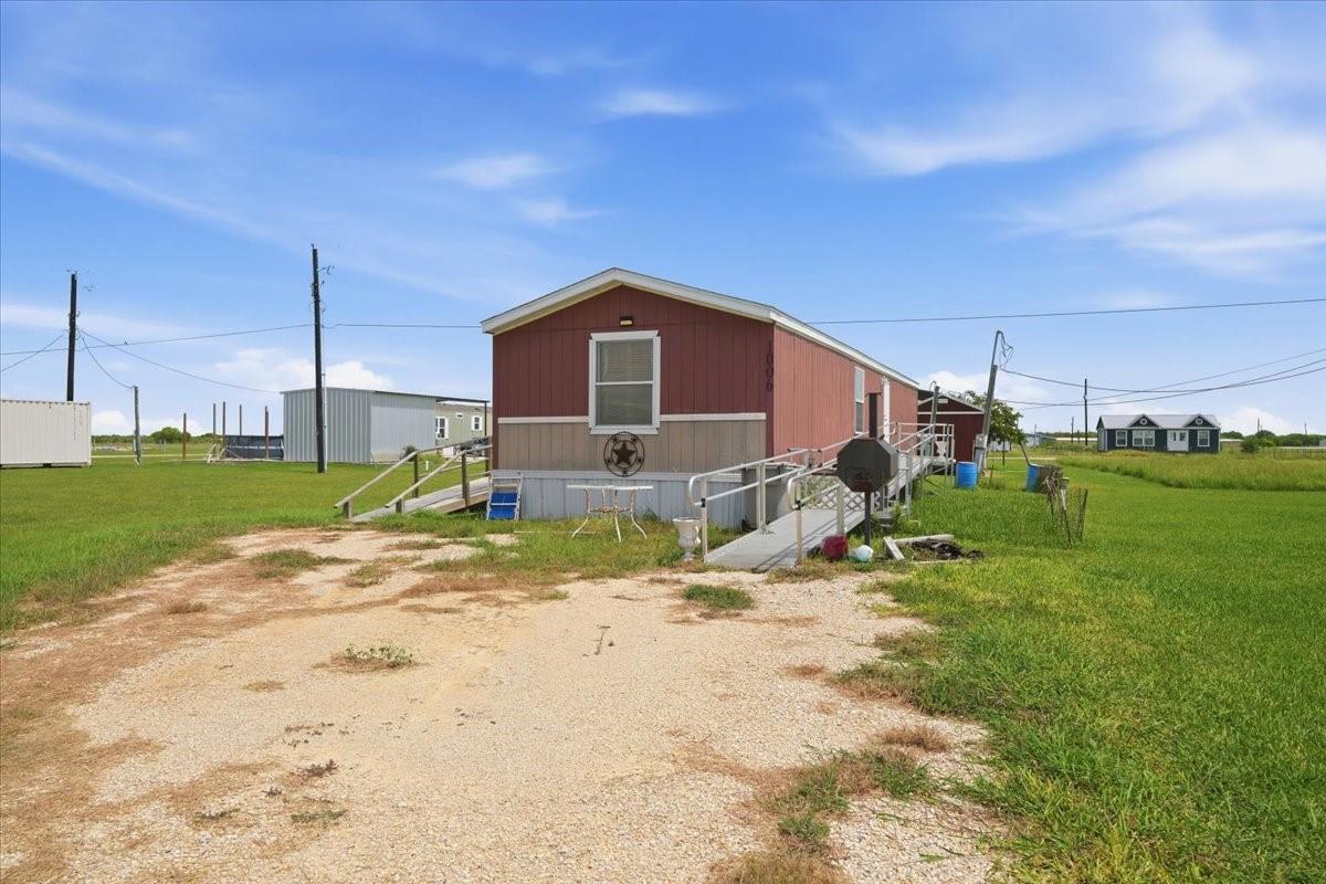 1006 W Toledo Street — photo