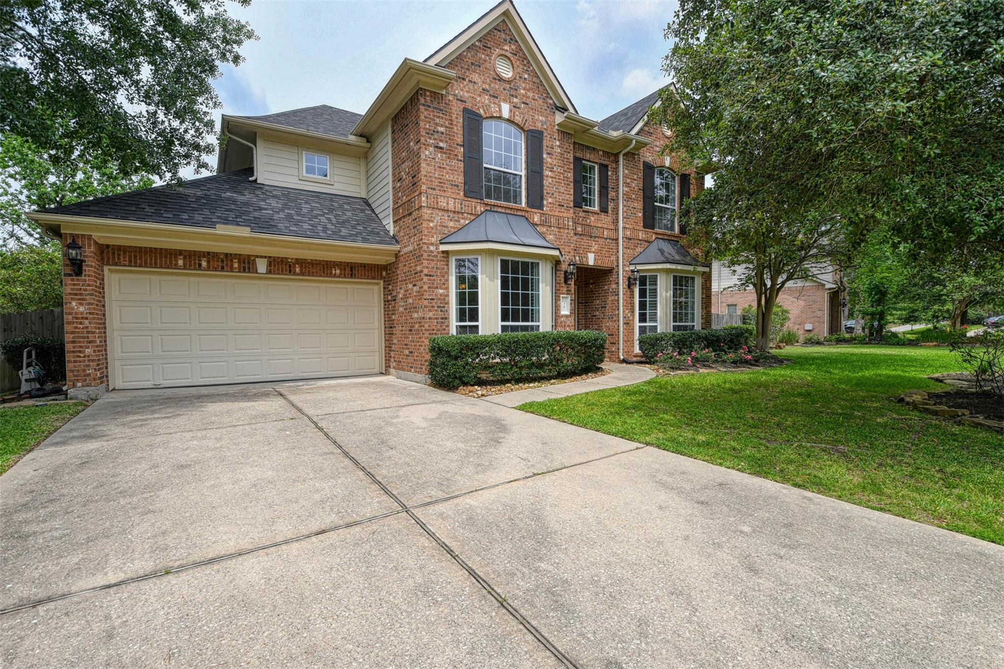 15 E Scribewood Circle — photo