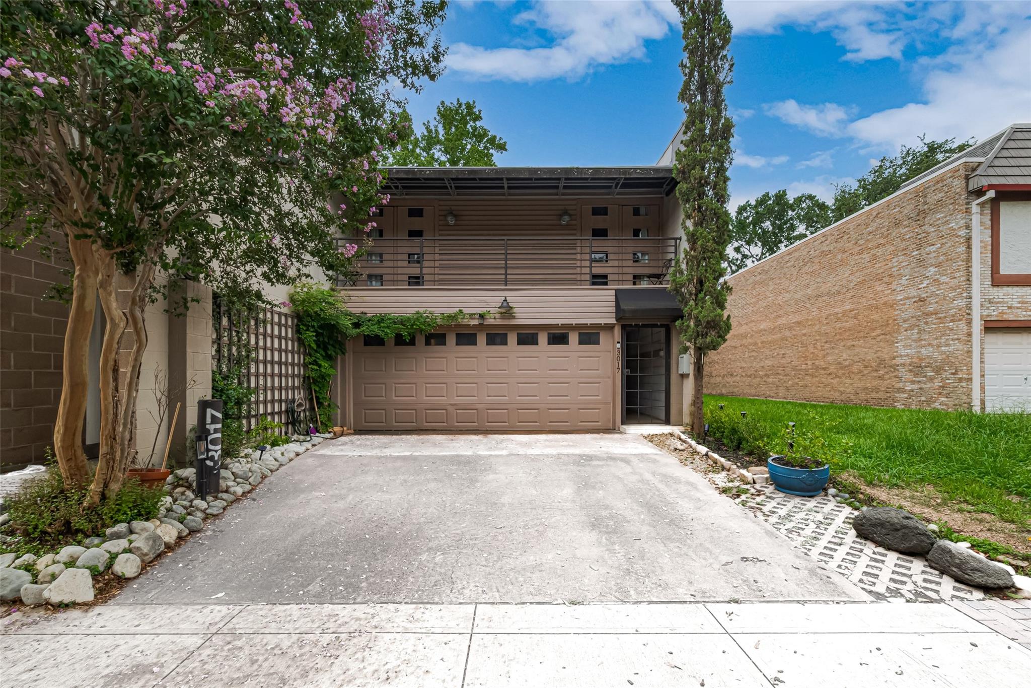 3017 Bissonnet Street — photo