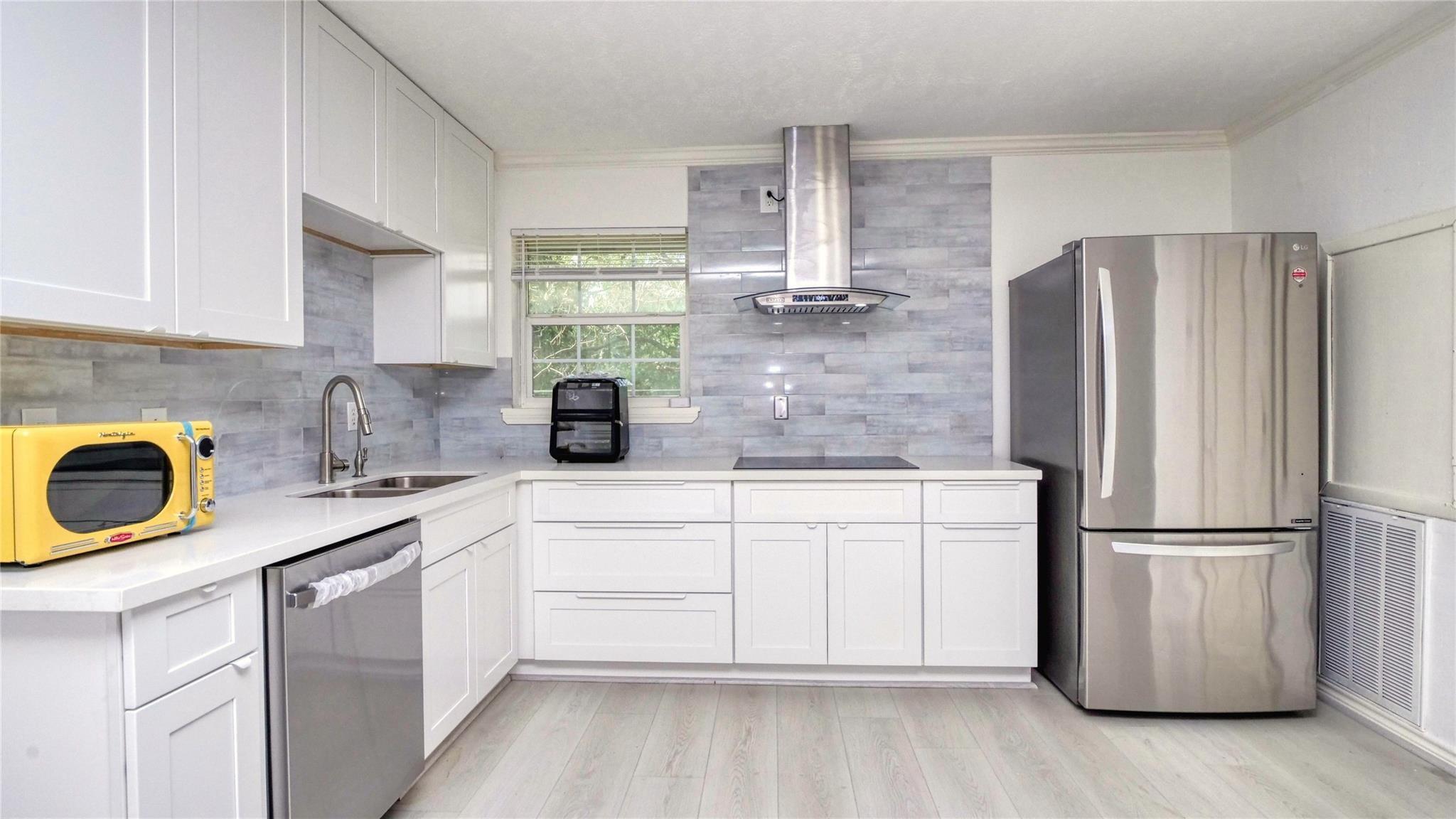 5538 Holly Street #316 — photo