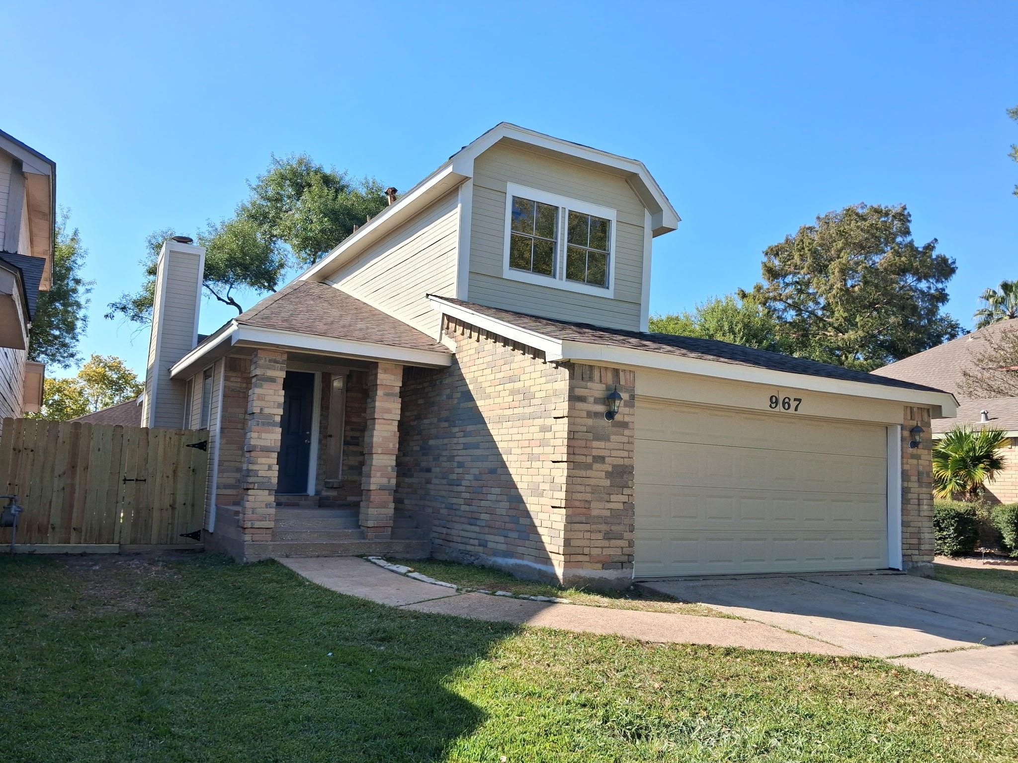 967 Leadenhall Circle — photo