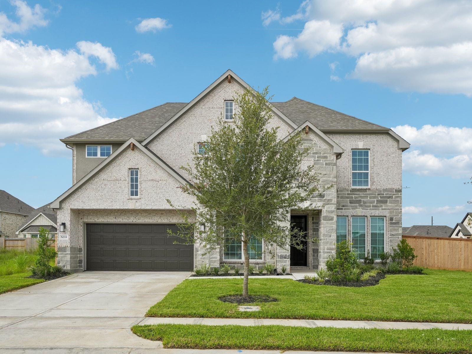 5233 Great Oaks Drive — photo