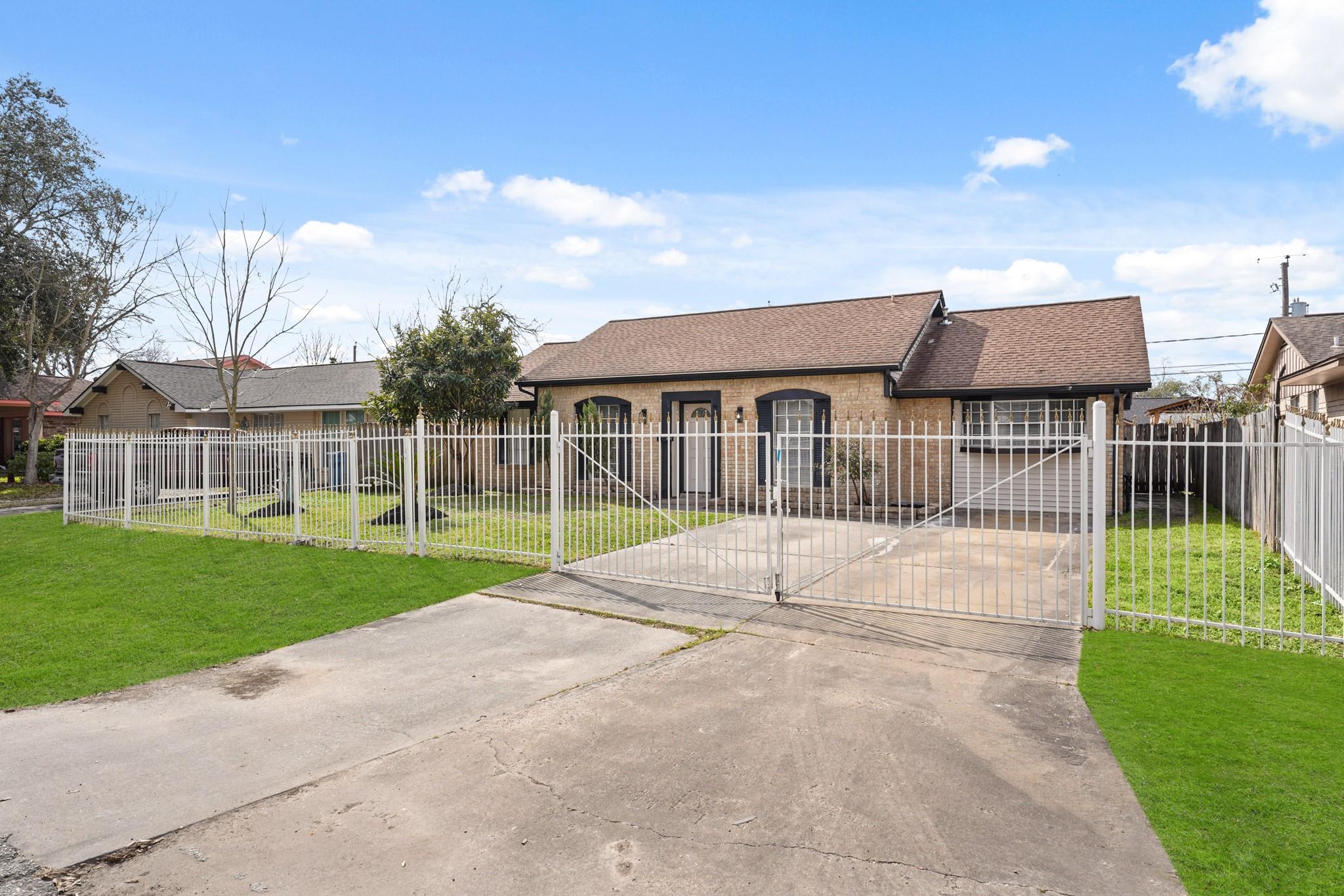 9231 Cobbleshire Drive — photo