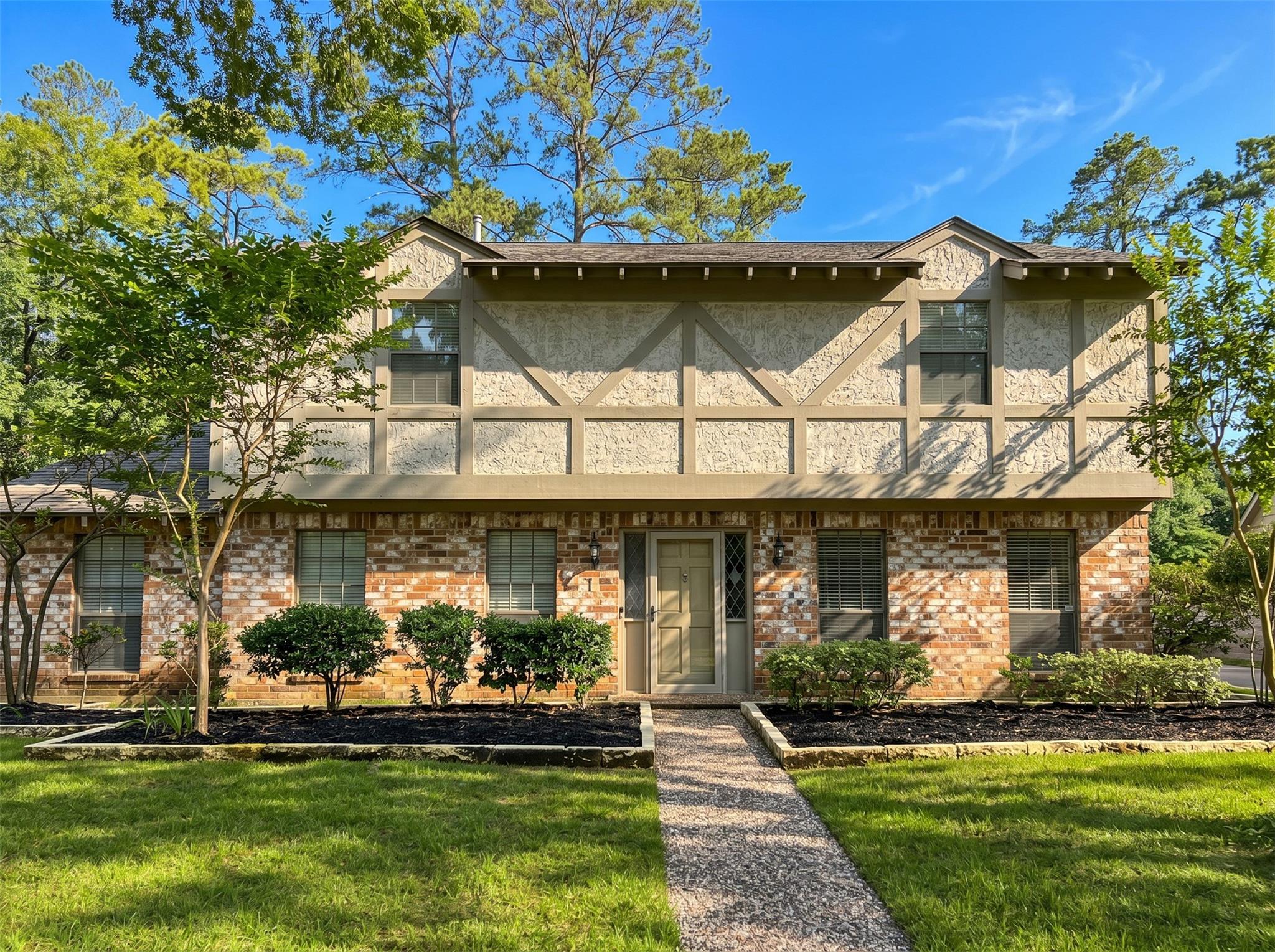 5702 Vestavia Drive — photo