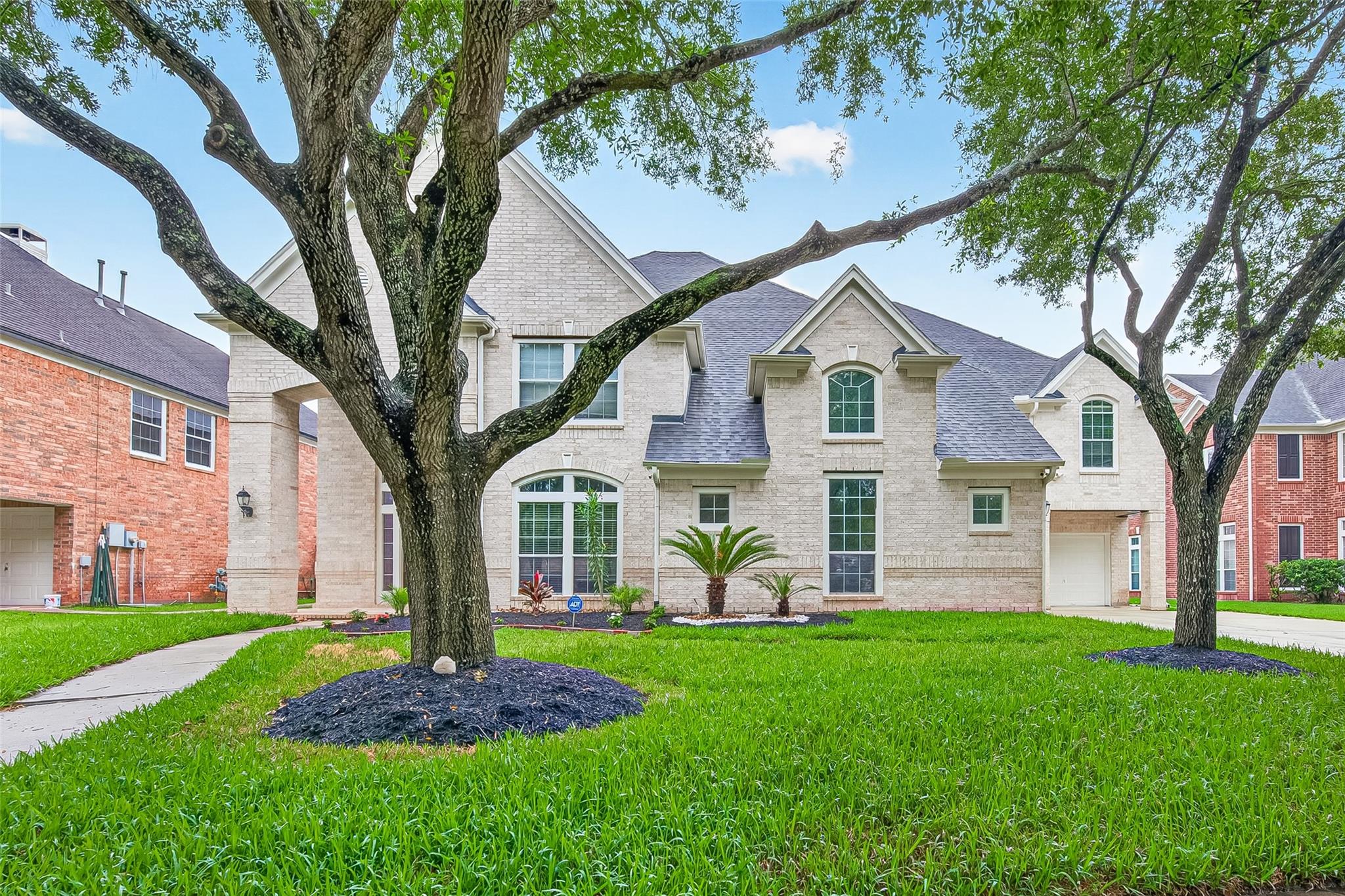 4219 Fisher Lake Drive — photo