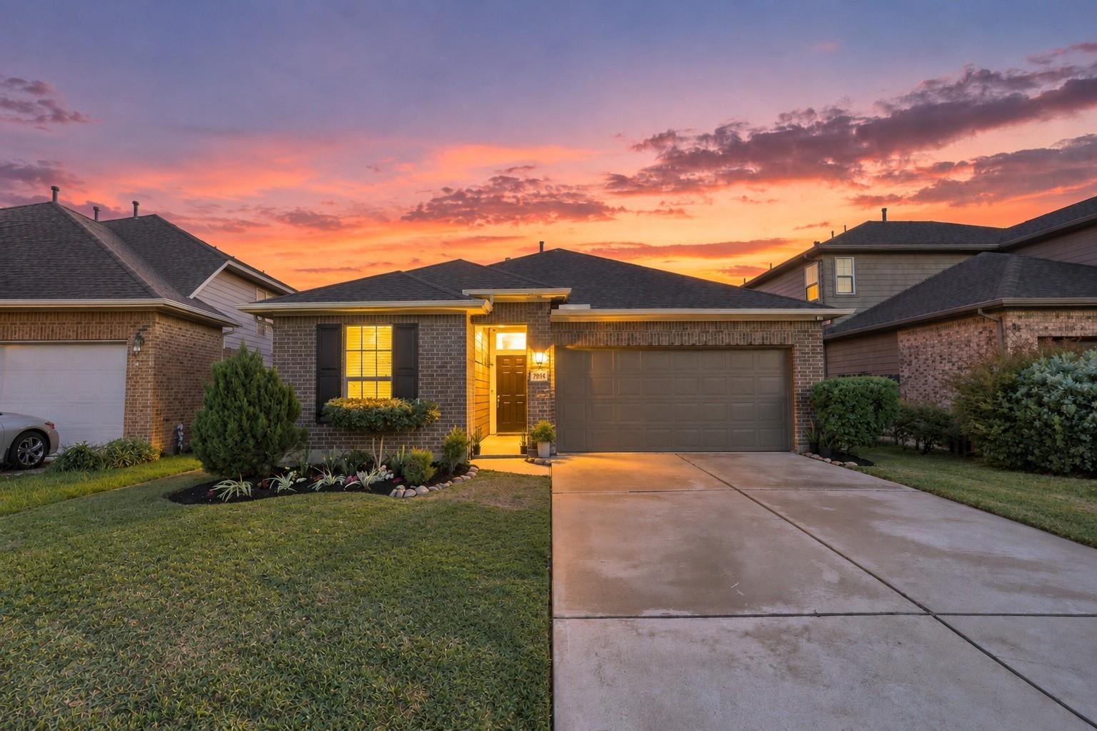 7814 Tindarey Maple Trace — photo