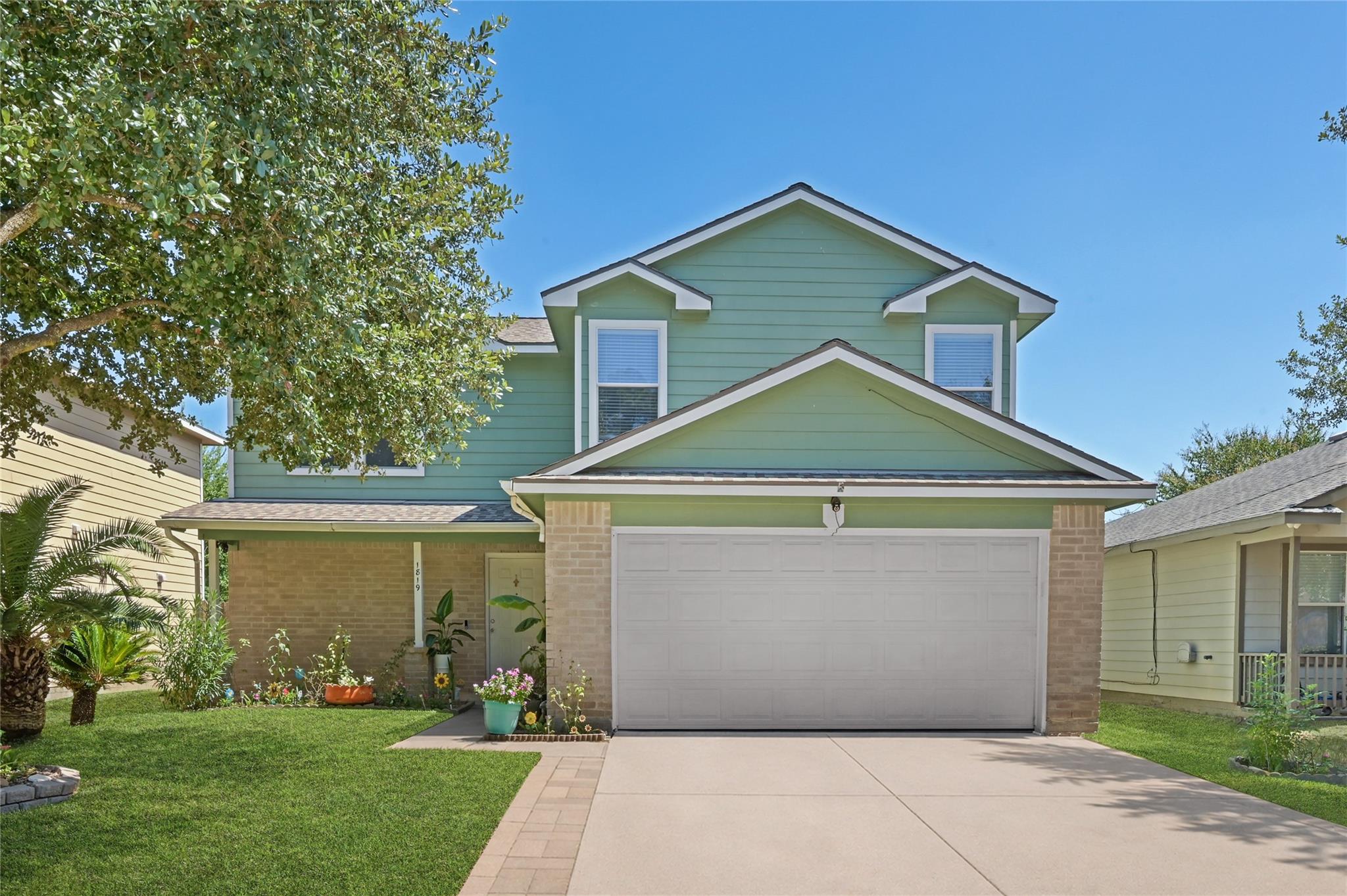 1819 NW Emerald Pathway Drive — photo