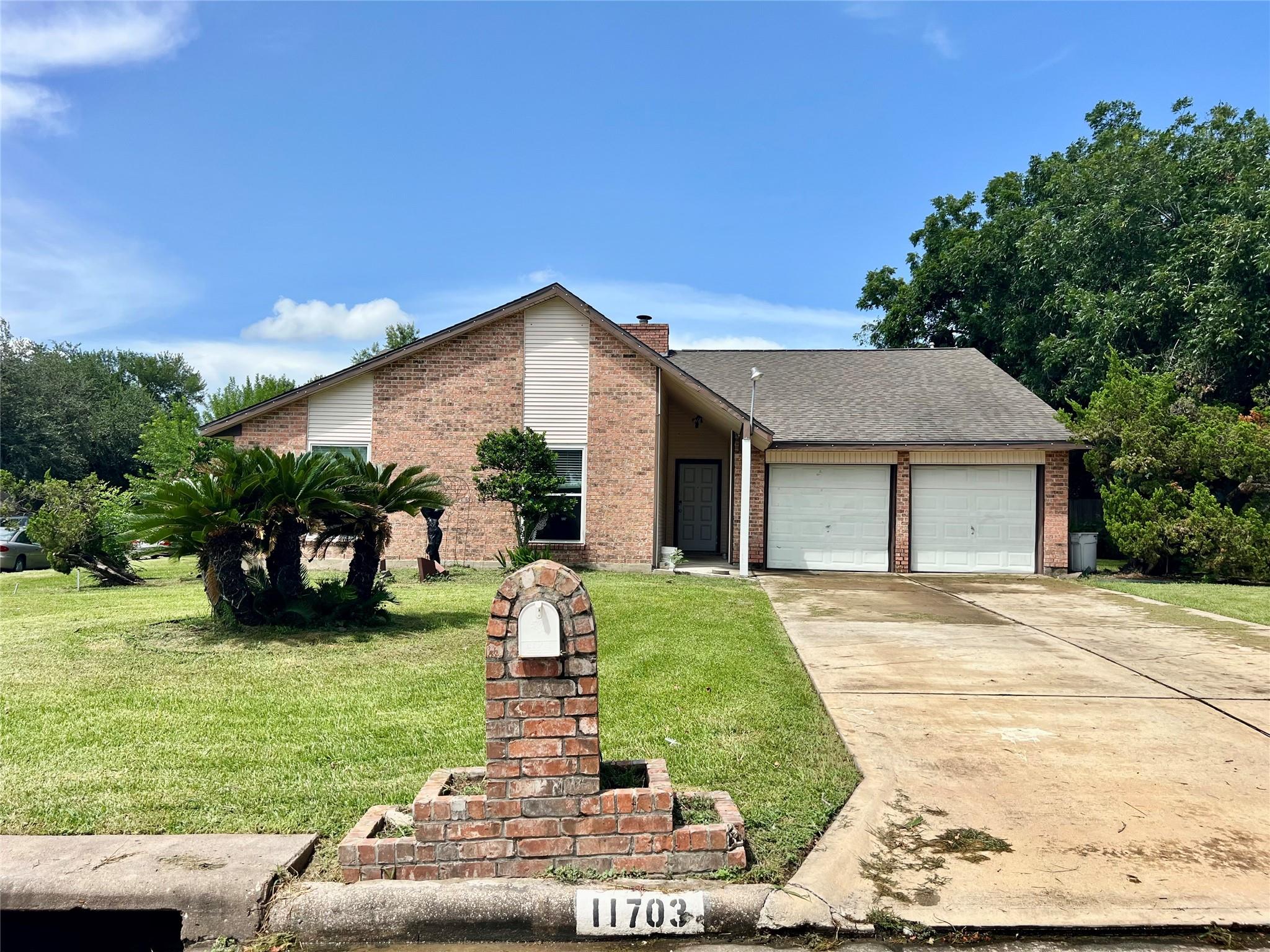 11703 Seawood Drive — photo