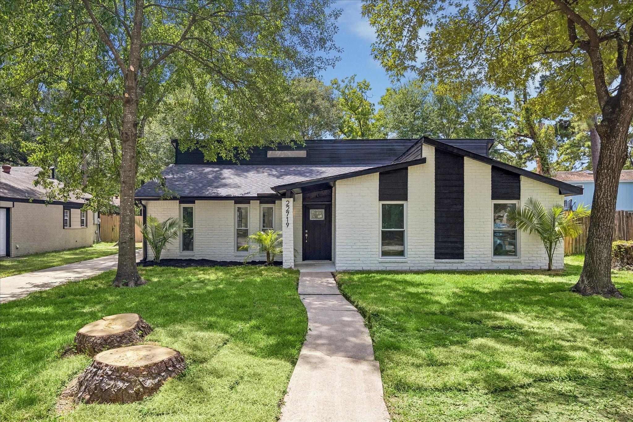 22719 Lemon Grove Drive — photo