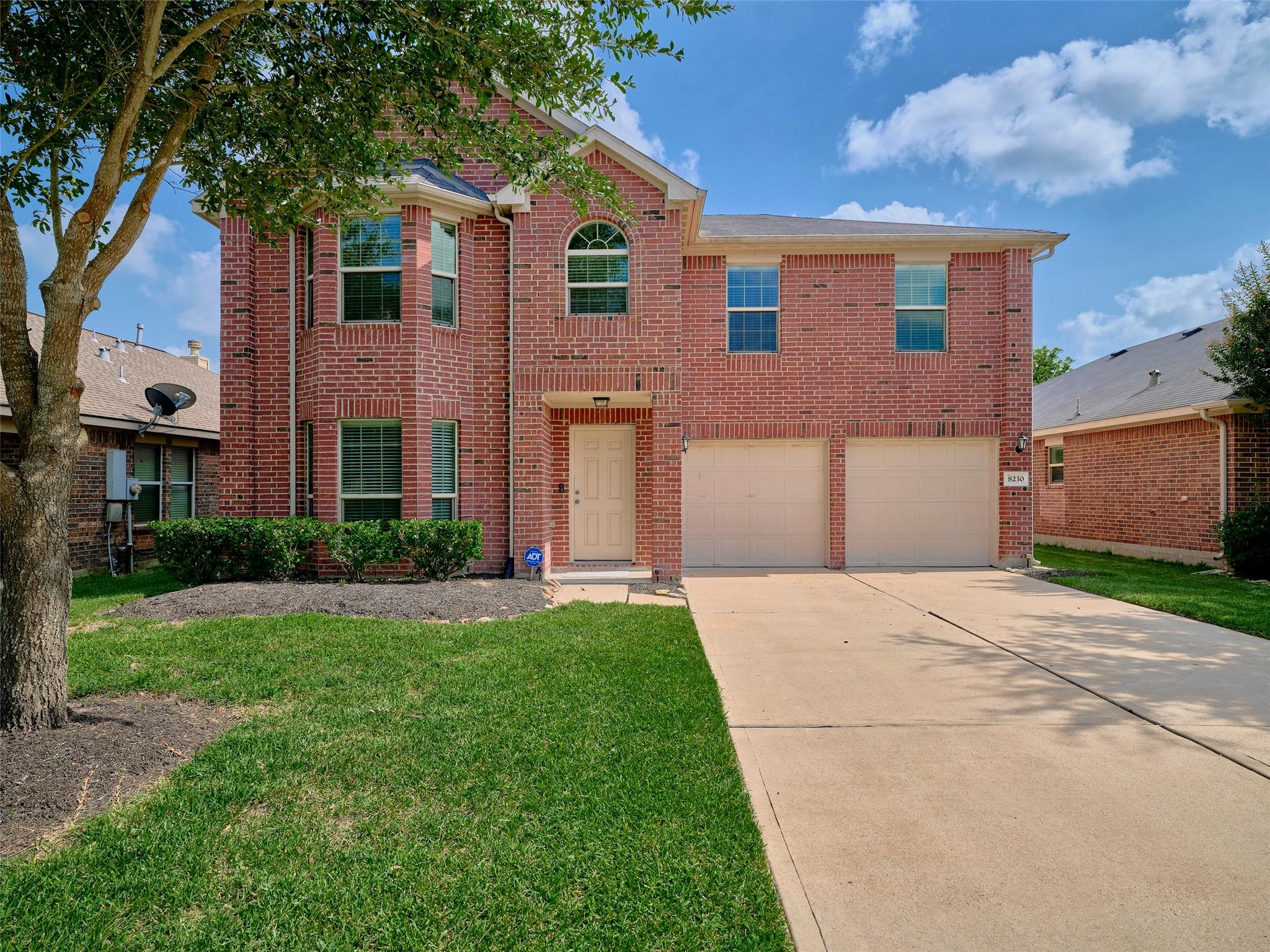 8230 Silent Deep Drive — photo