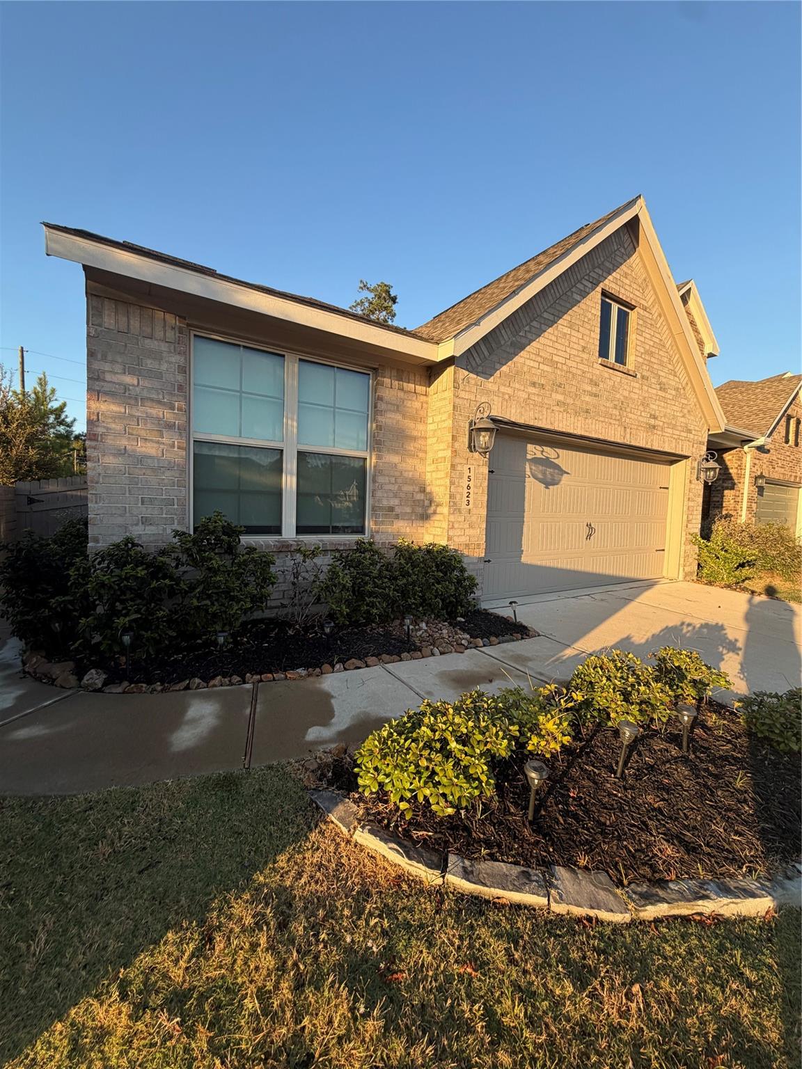 15623 Red Panda Road — photo