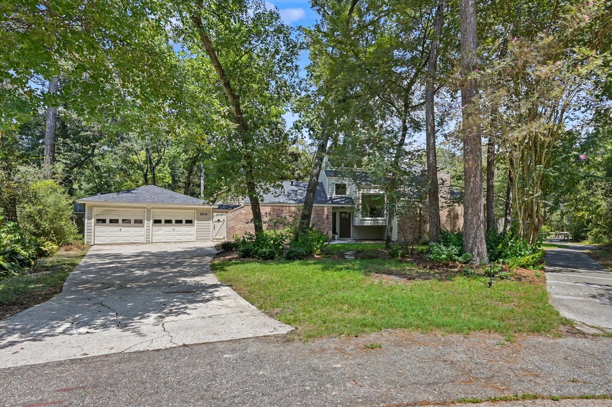 2314 Chestnut Oak Place — photo