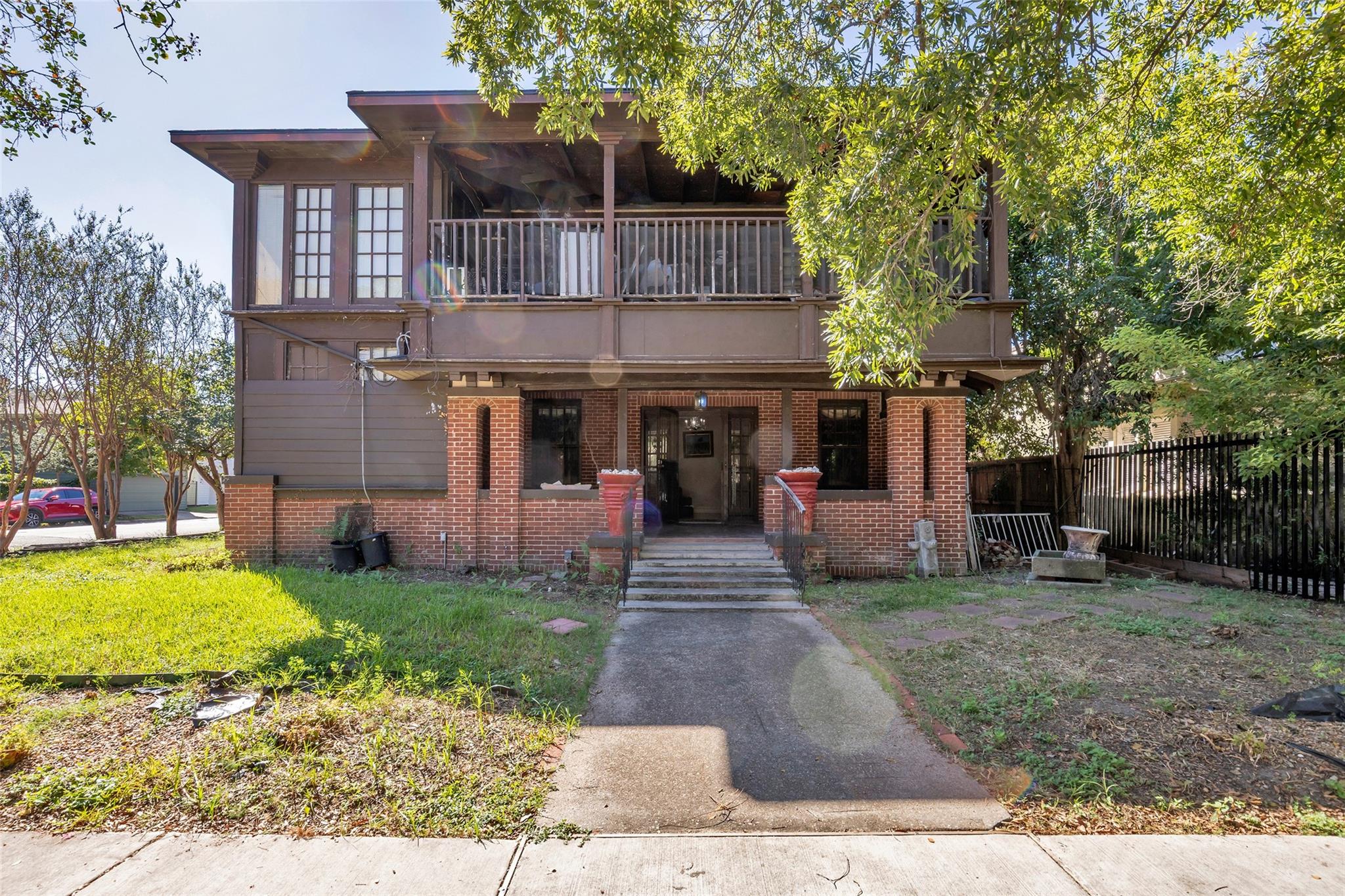 901 Kipling Street — photo