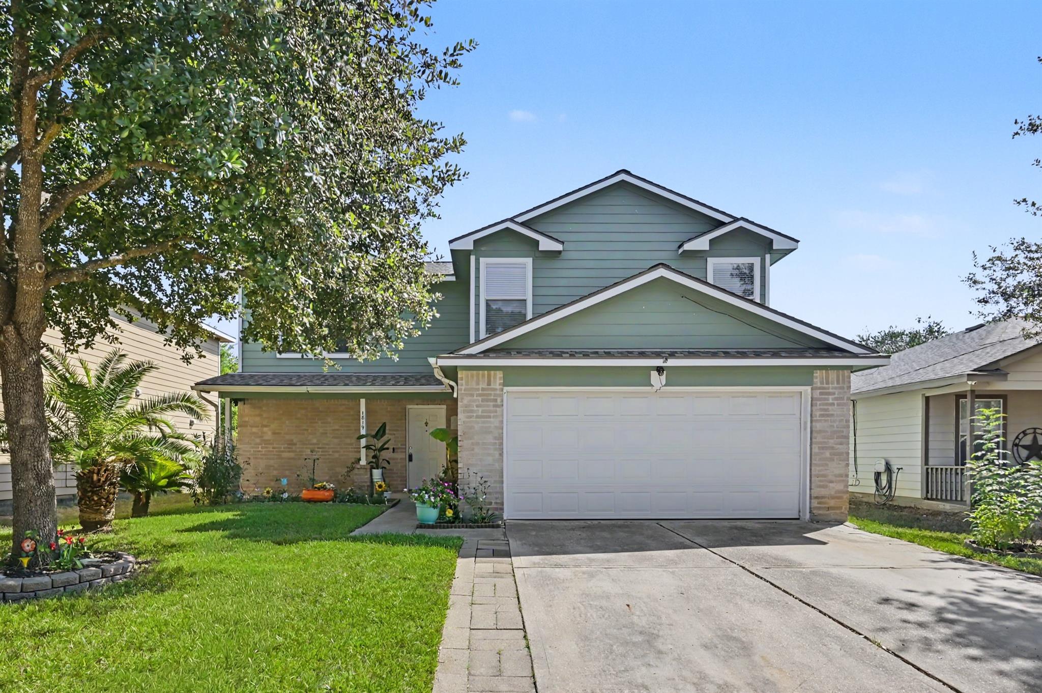 1819 Emerald Pathway Drive — photo