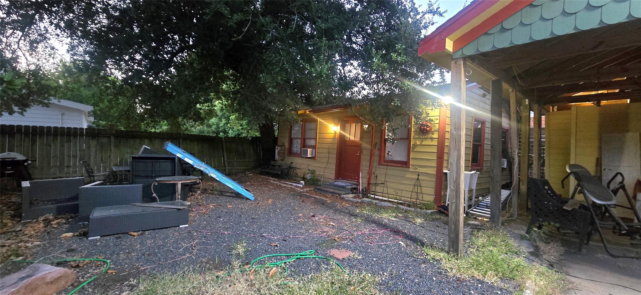 2821 Eagle Street — photo