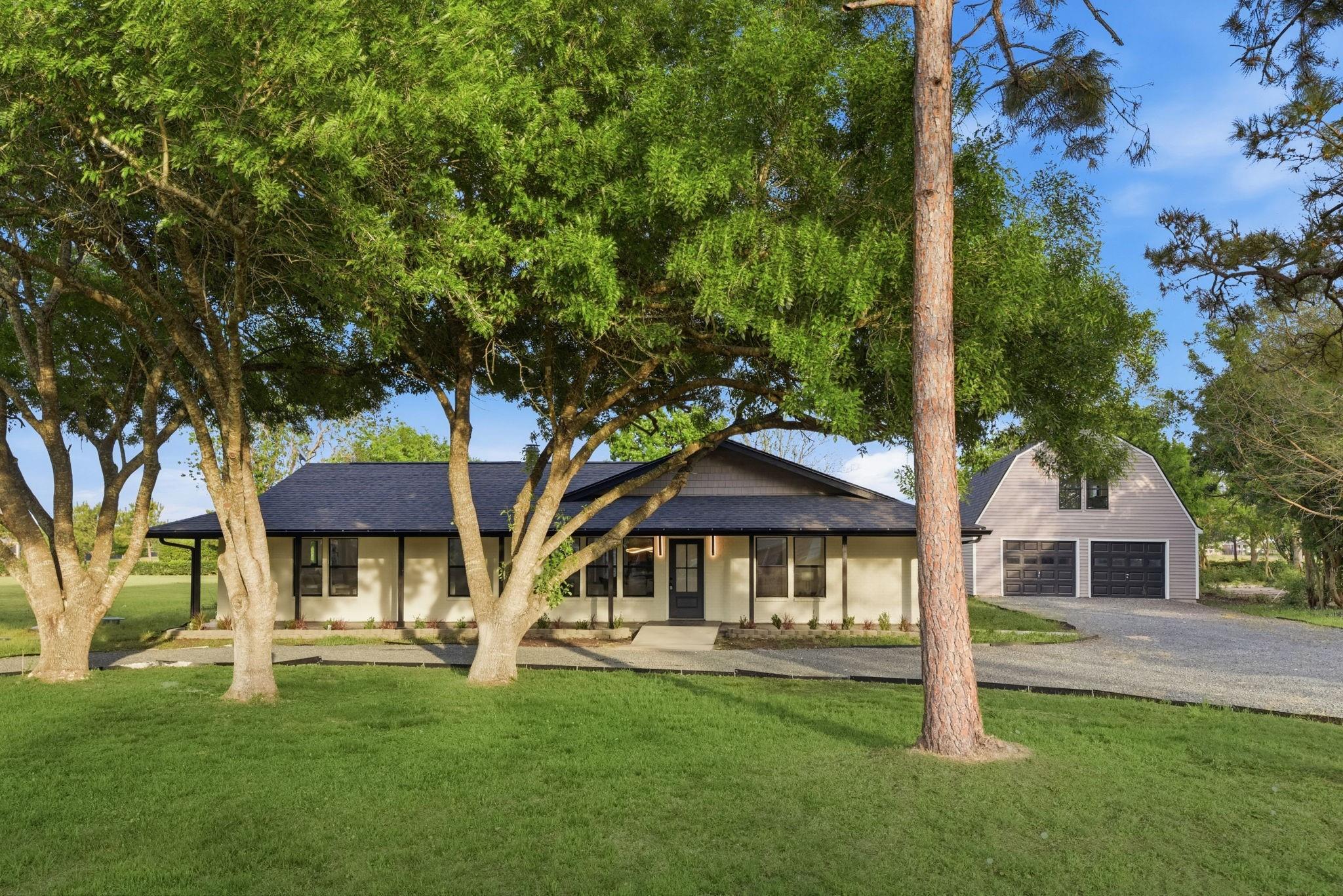 1011 Sycamore Road — photo
