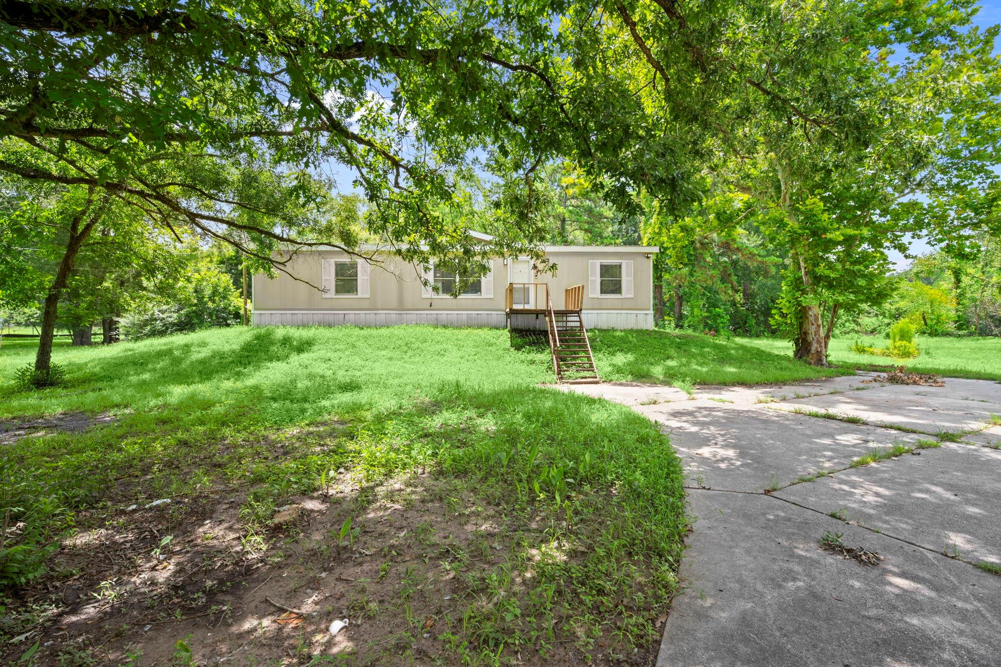 285 County Rd 388, Cleveland, TX 77328 — photo 2