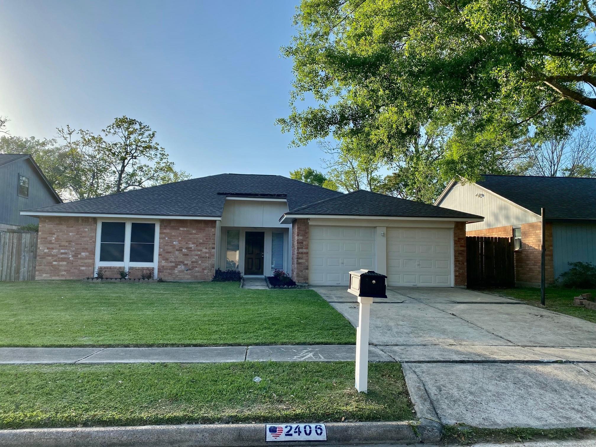 2406 Whitman Way Drive — photo