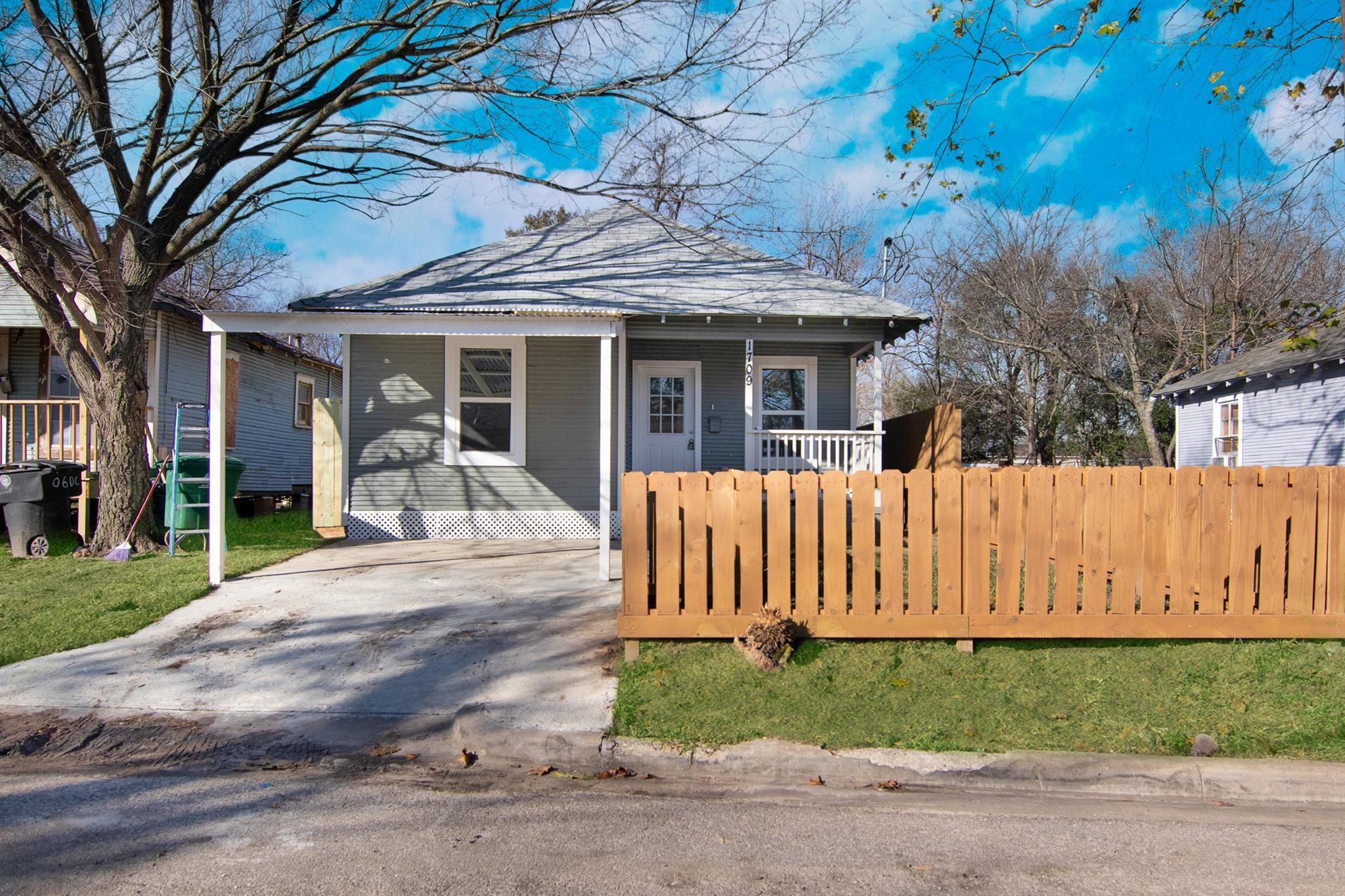 1709 Stevens Street — photo