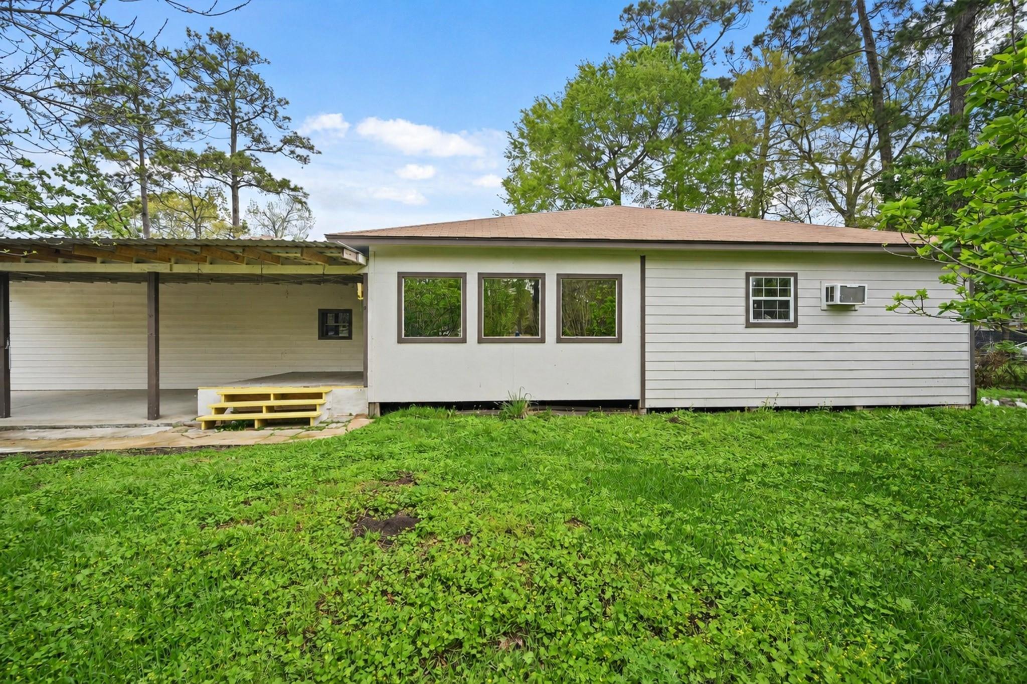 2137 Honey Tree Street — photo