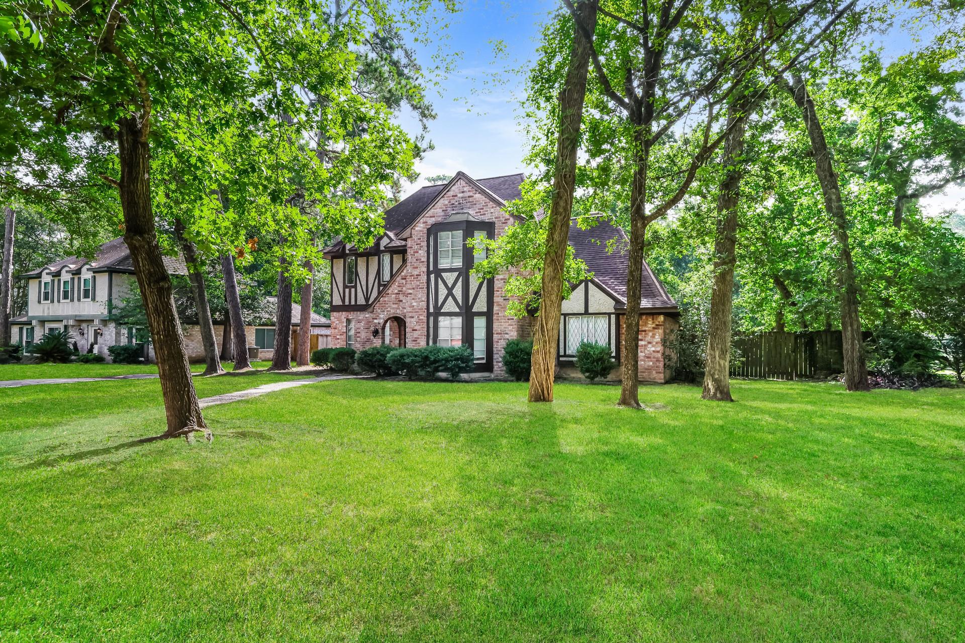 24106 Creekview Drive — photo