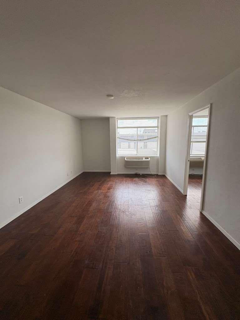 7510 Hornwood Drive #201 — photo