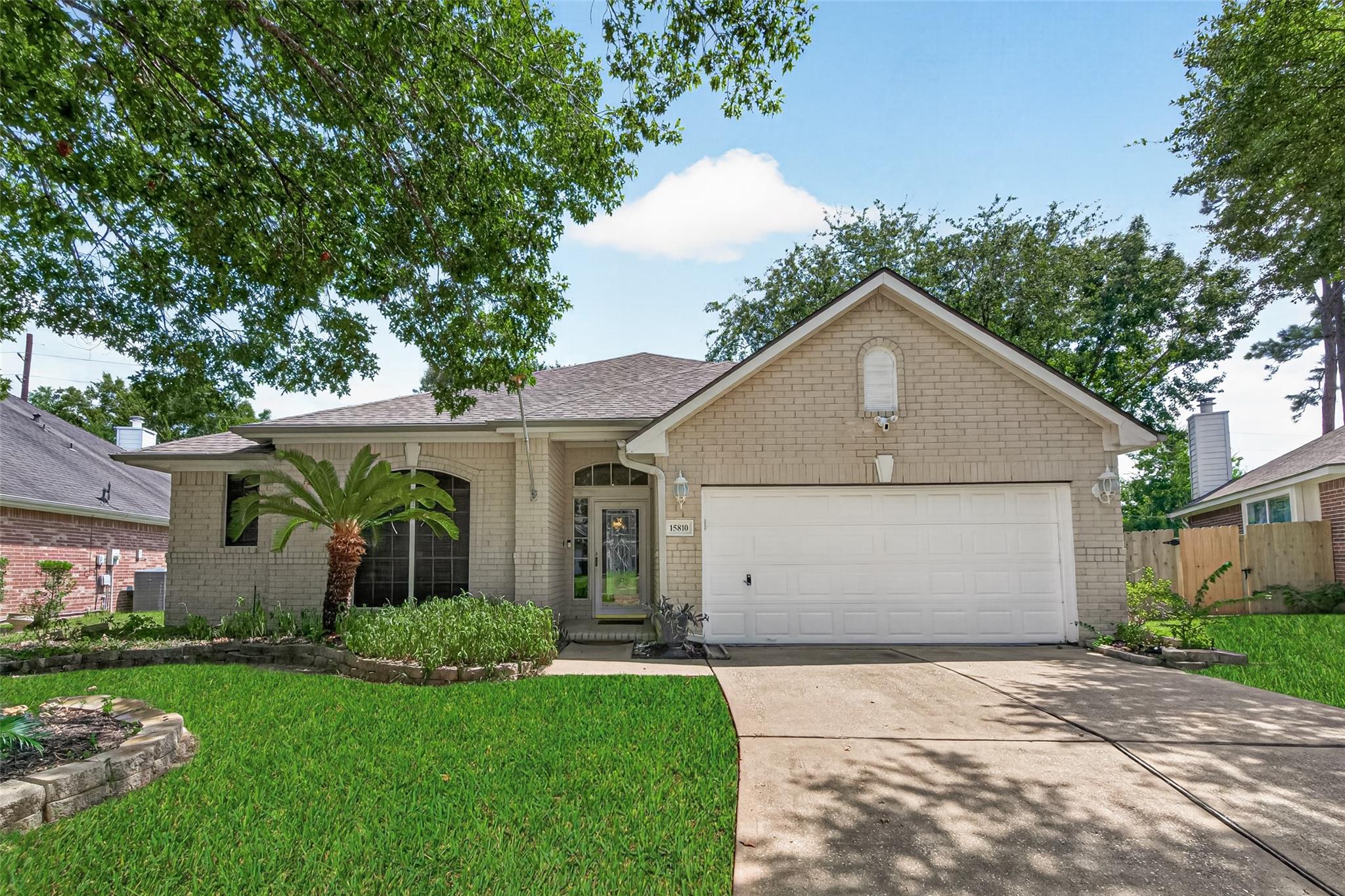 15810 Heartwood Way — photo